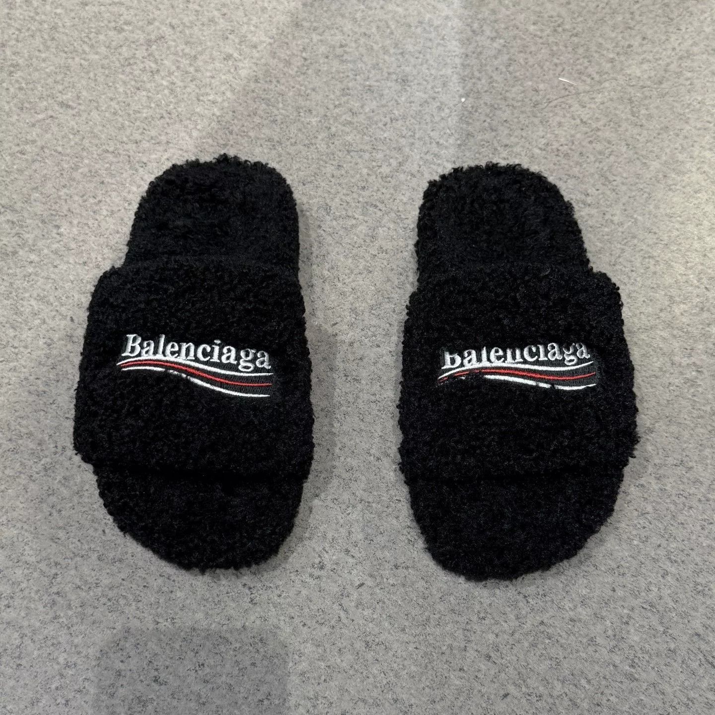 Balenciaga Balenciaga Furry Black Teddy Slippers Size US 8 / IT 38 - 5 Thumbnail