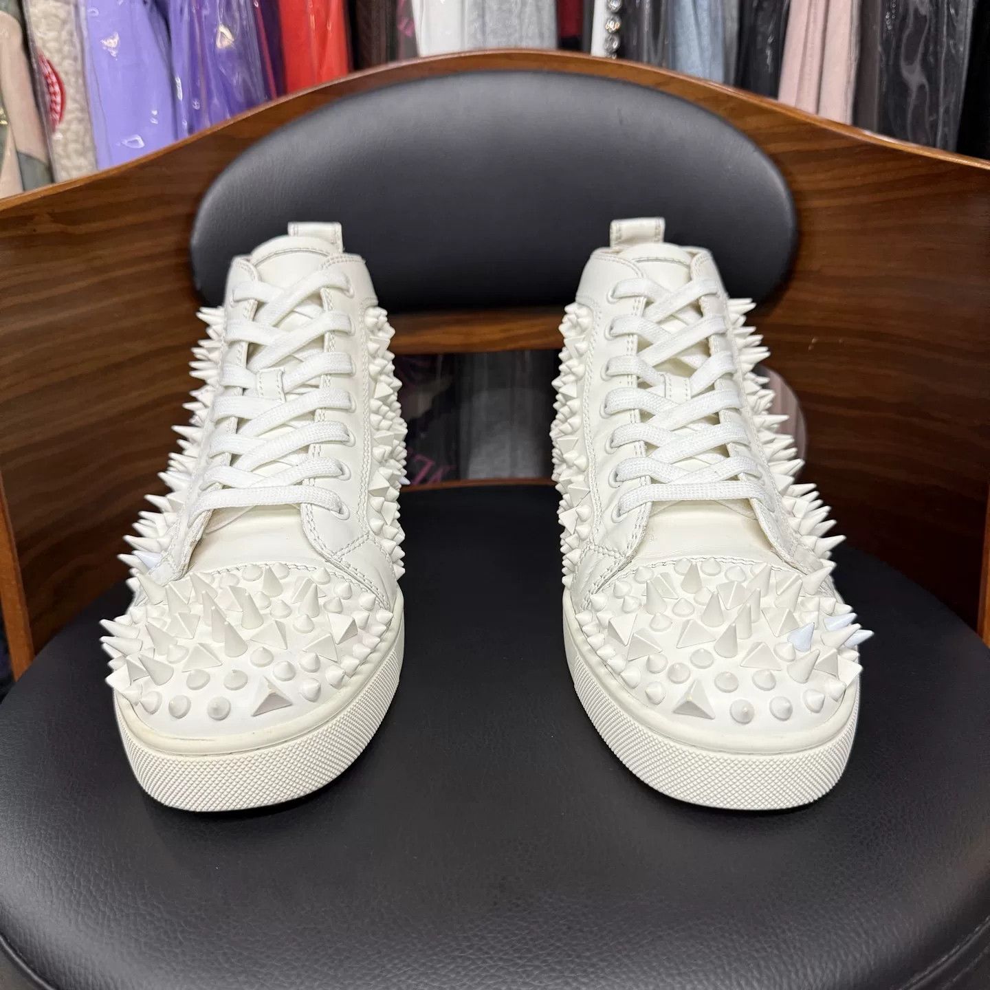 Christian Louboutin Christian Louboutin White Red Sole Sneakers Size US 8.5 / EU 41-42 - 2 Thumbnail