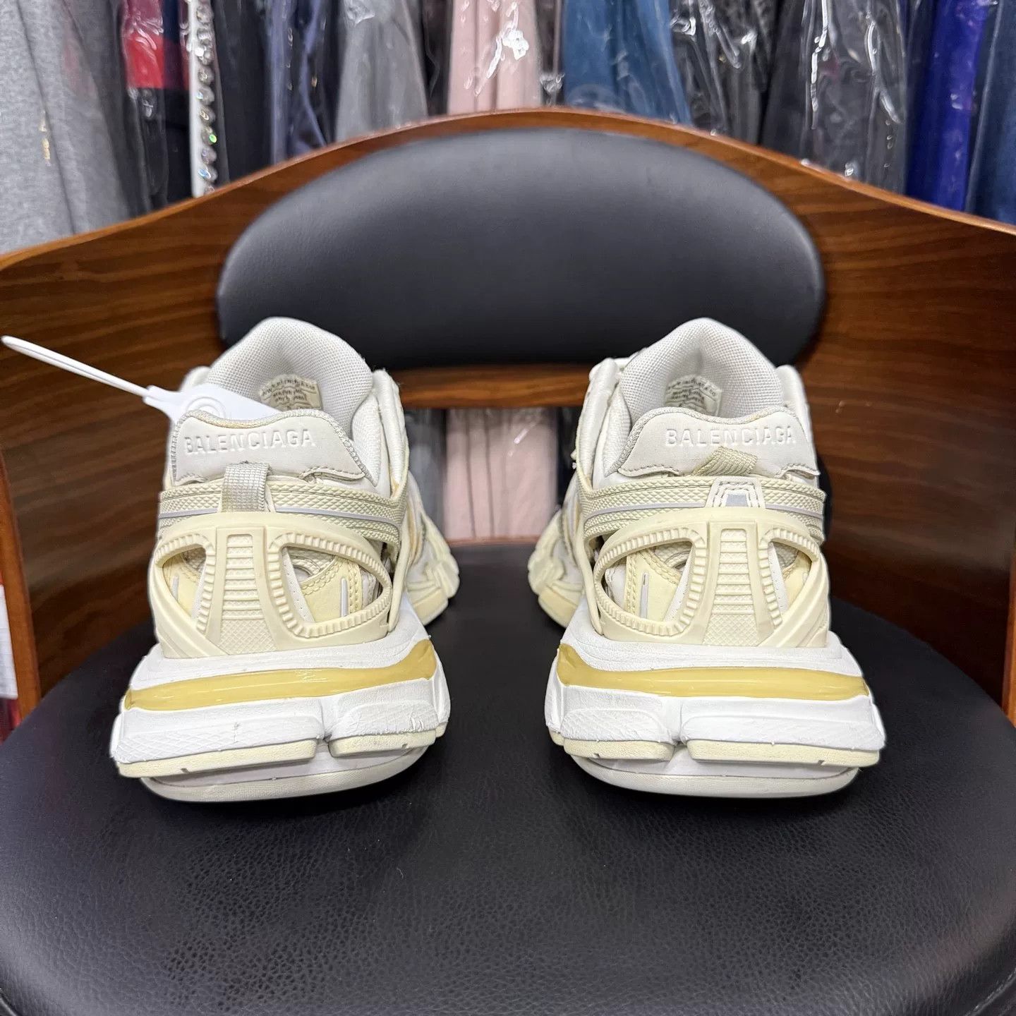 Balenciaga Balenciaga Track 2.0 White Size US 5 / EU 37 - 3 Thumbnail