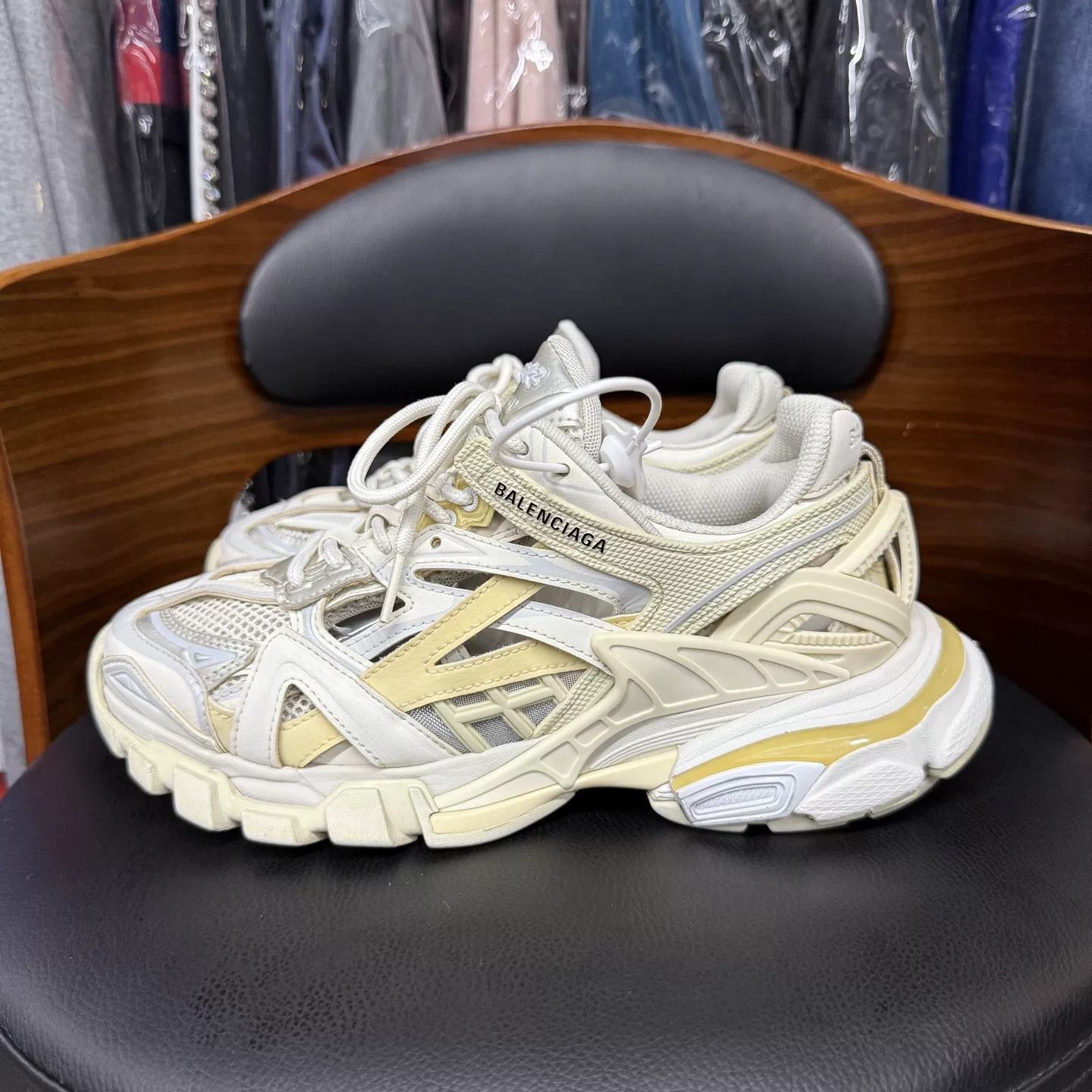 Balenciaga Balenciaga Track 2.0 White Size US 5 / EU 37 - 6 Thumbnail