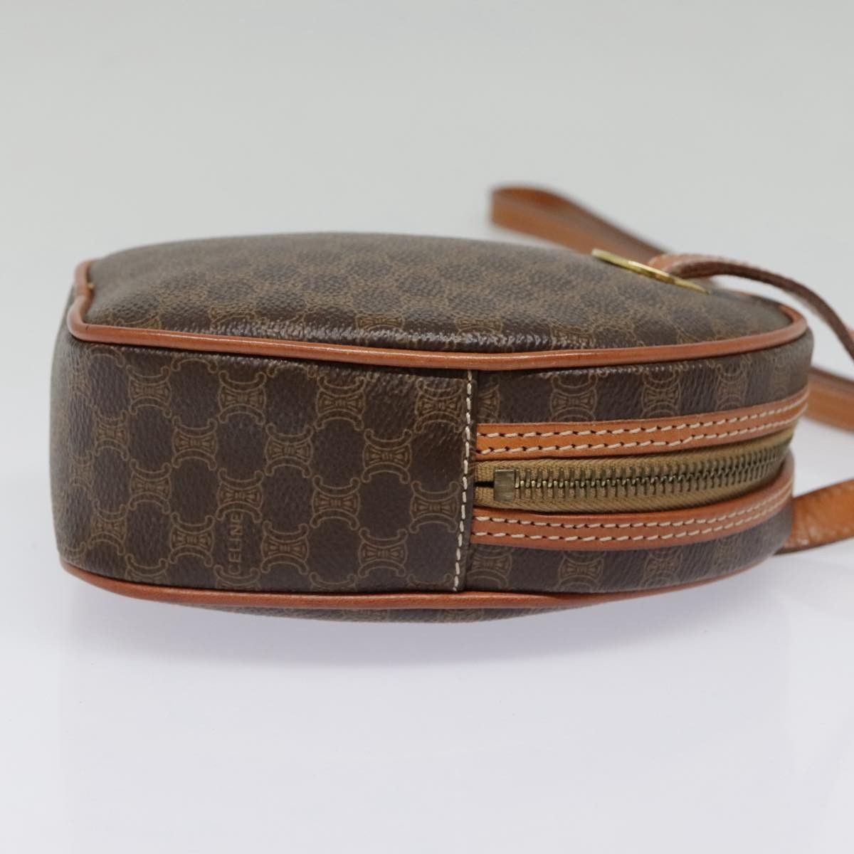 Celine Celine Vintage Macadam Circle Logo Canvas and Leather Size ONE SIZE - 4 Thumbnail