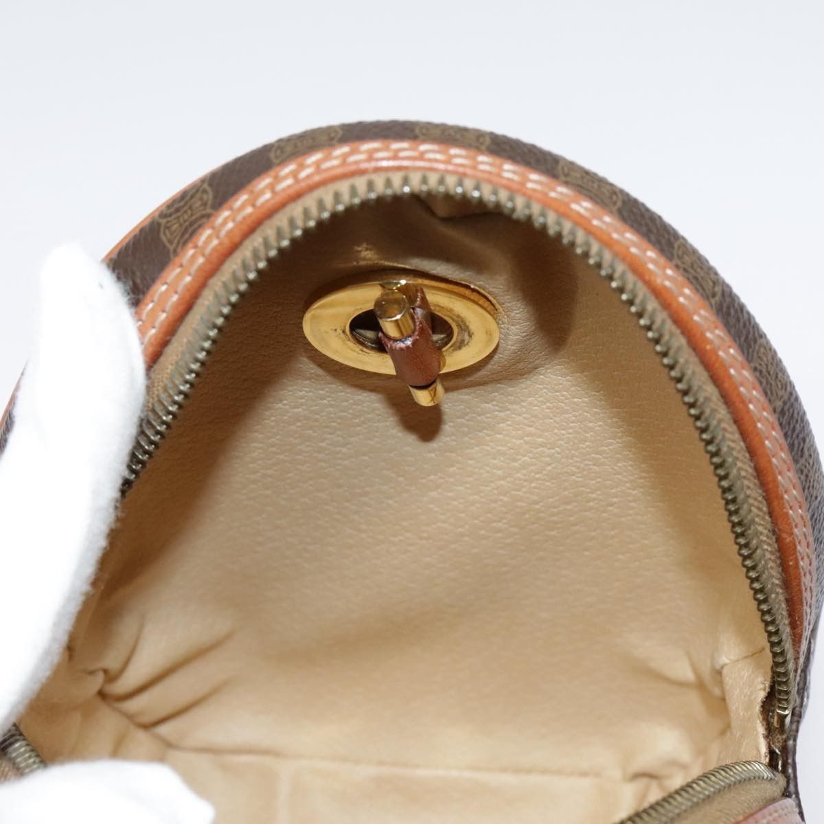 Celine Celine Vintage Macadam Circle Logo Canvas and Leather Size ONE SIZE - 24 Thumbnail