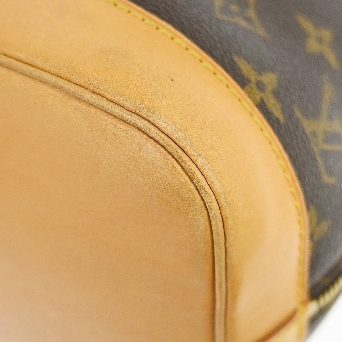 Louis Vuitton Louis Vuitton Alma Handbag Monogram Canvas Size ONE SIZE - 9 Thumbnail