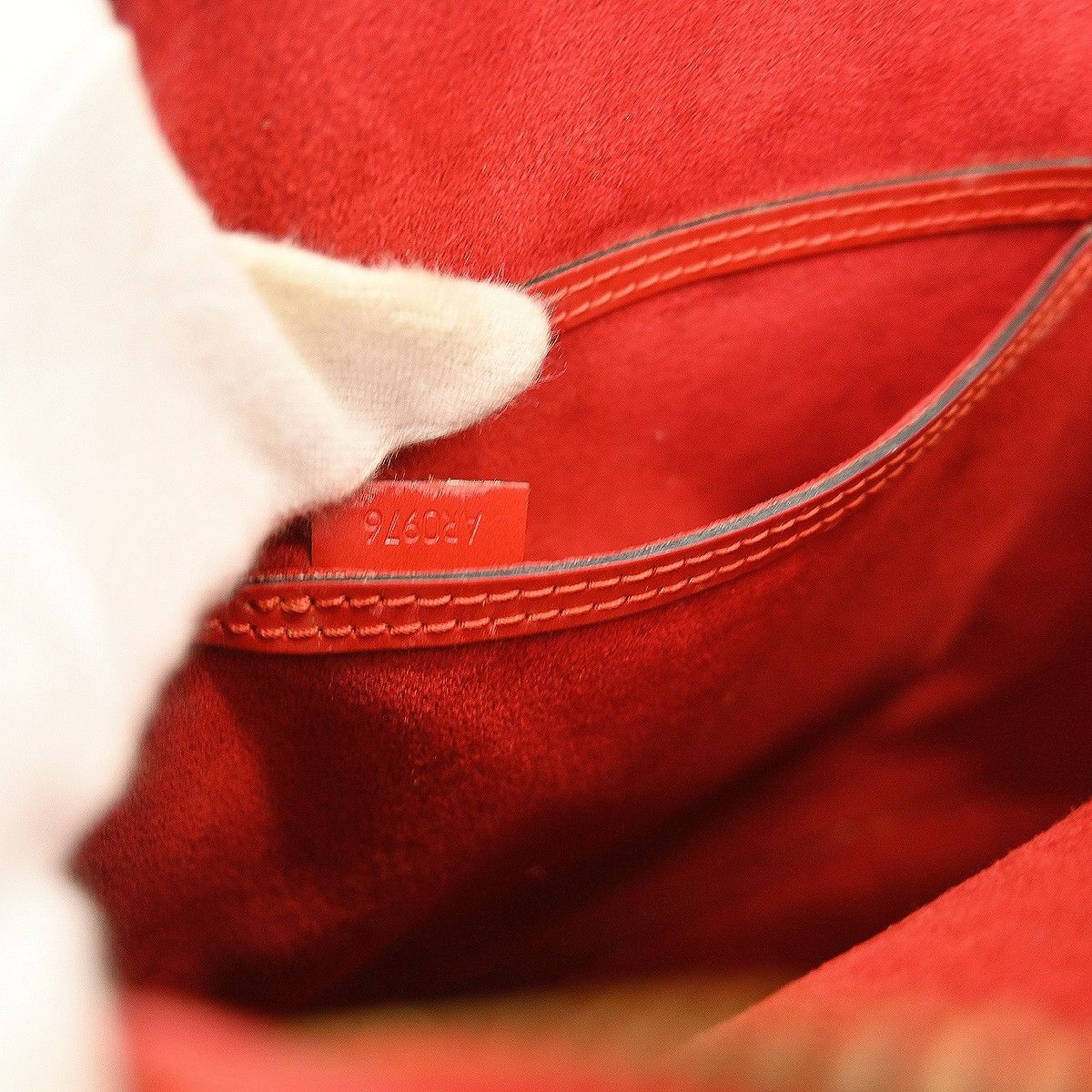 Louis Vuitton Louis Vuitton Alma Handbag Monogram Canvas Size ONE SIZE - 5 Thumbnail