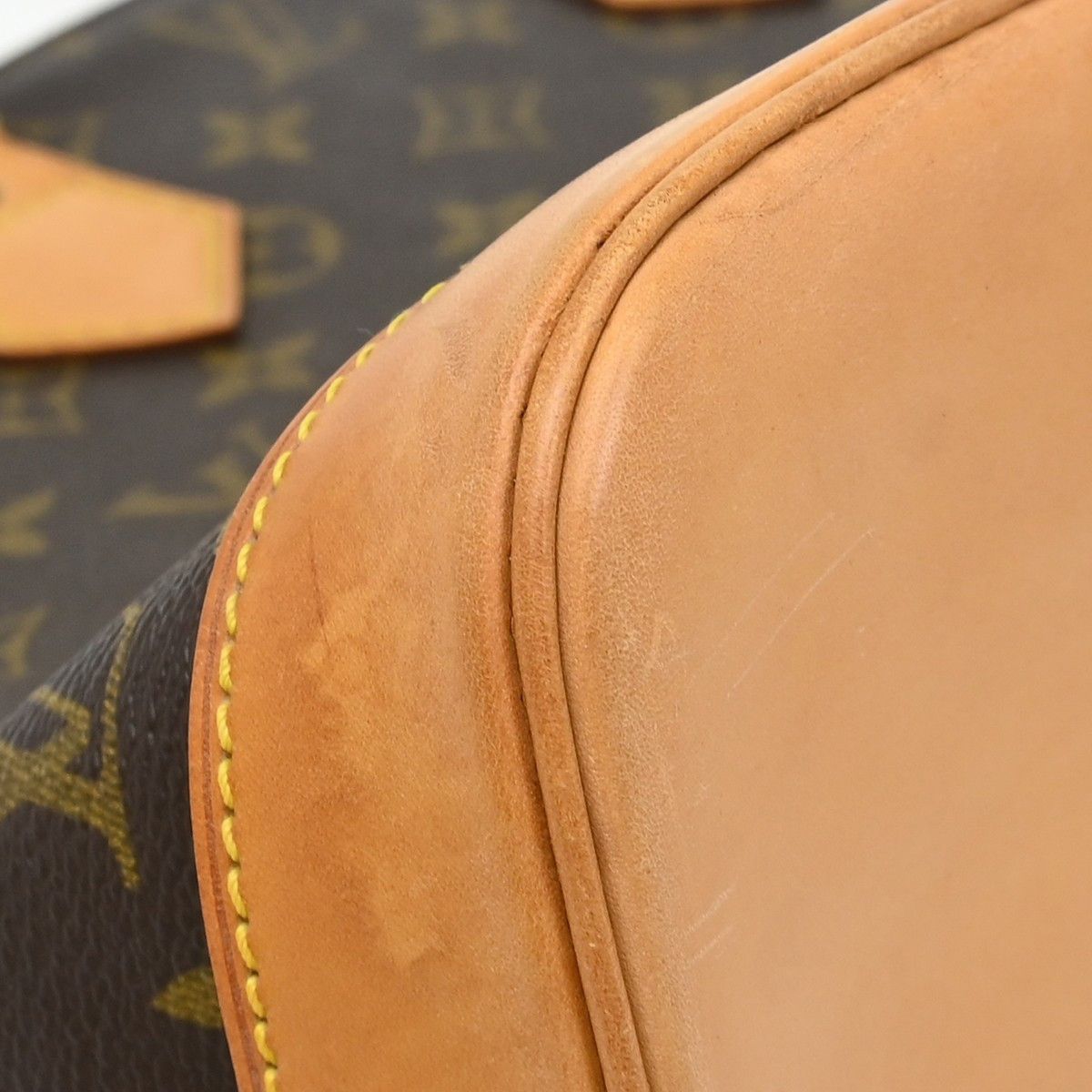 Louis Vuitton Louis Vuitton Alma Handbag Monogram Canvas Size ONE SIZE - 10 Thumbnail
