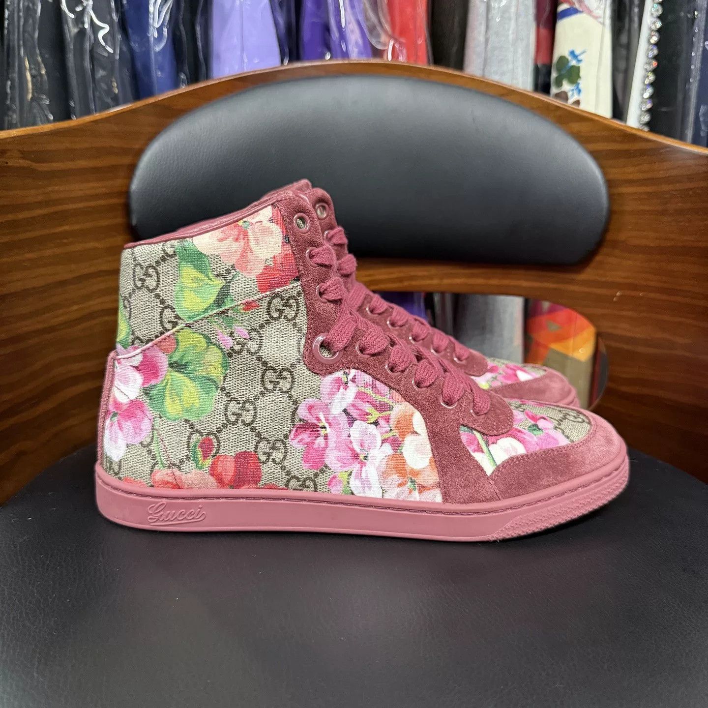 Gucci Gucci Classic Floral Red High-Top Sneakers Size US 5 / IT 35 - 4 Thumbnail