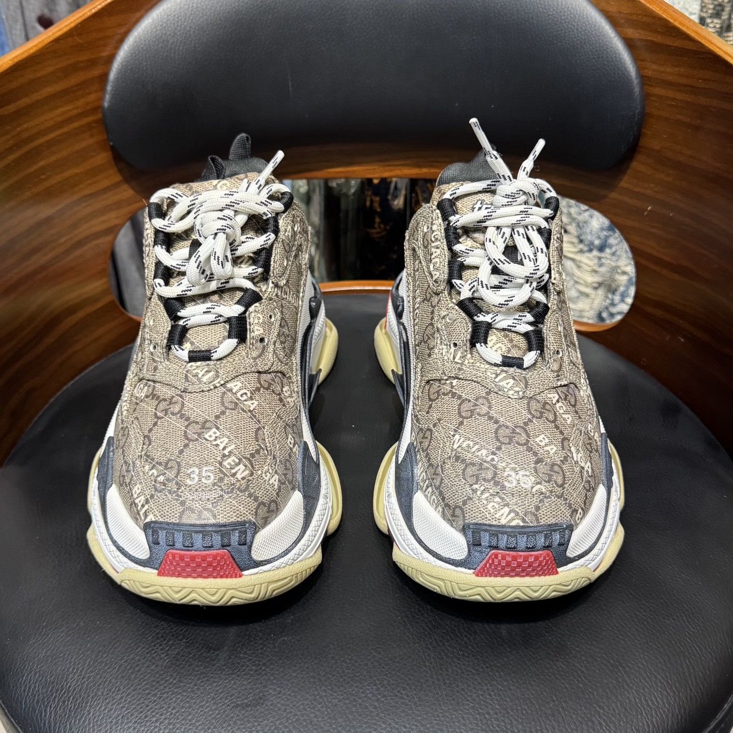 Balenciaga Balenciaga x Gucci Brown Triple S Size US 4 / IT 34 - 2 Thumbnail
