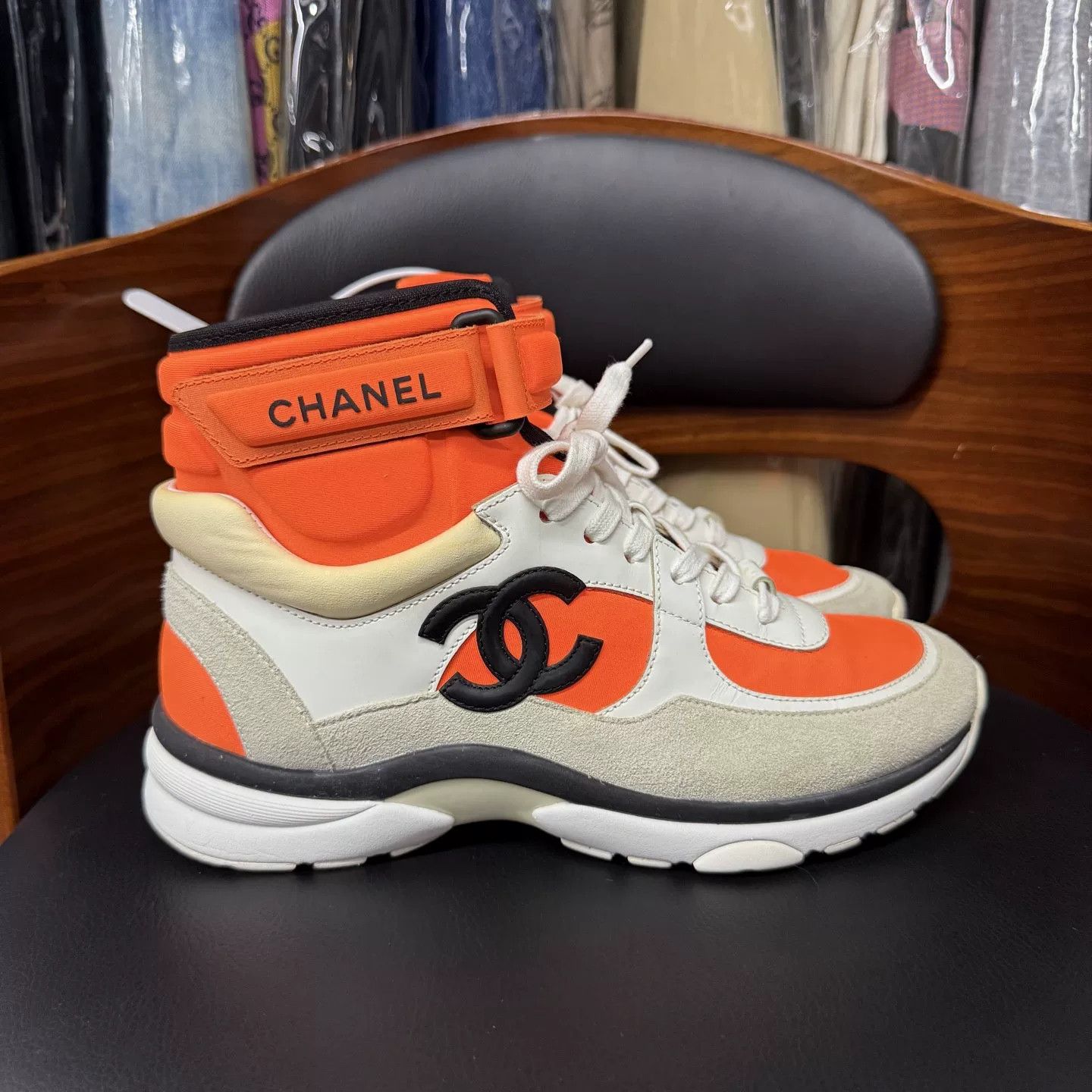 Chanel Chanel White Orange Lace-Up Sneakers Size US 6.5 / IT 36.5 - 4 Thumbnail