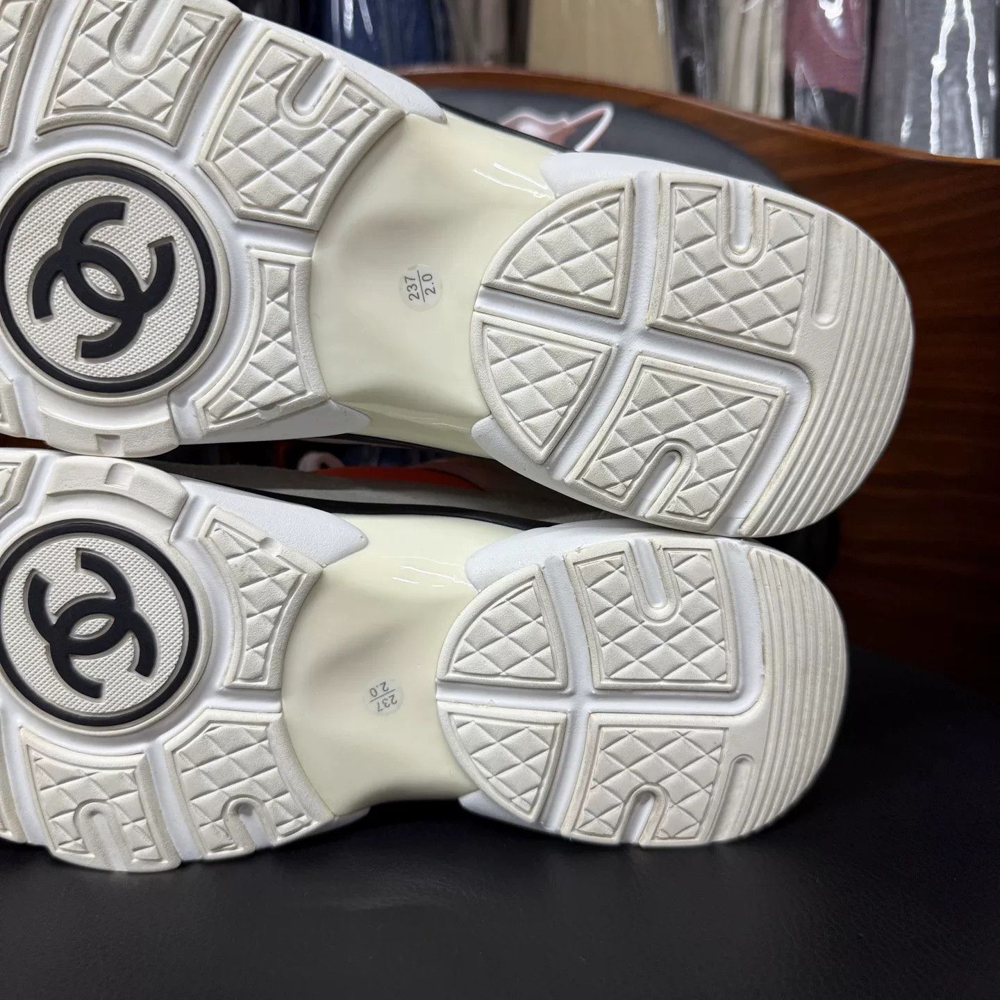 Chanel Chanel White Orange Lace-Up Sneakers Size US 6.5 / IT 36.5 - 8 Thumbnail