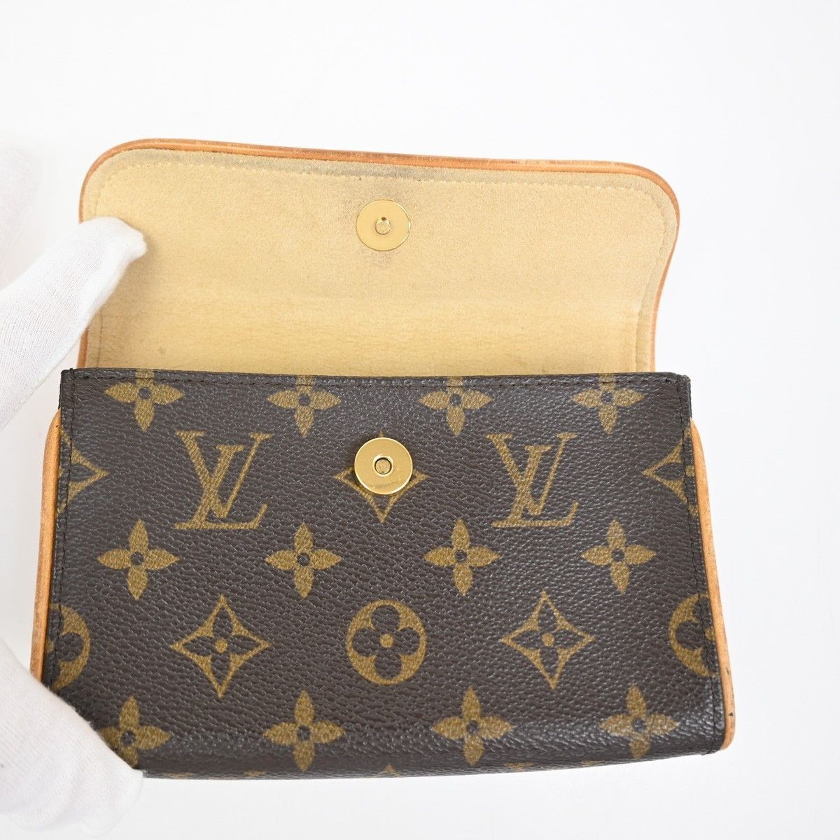 Louis Vuitton Louis Vuitton Florentine Waist Bag Monogram Canvas Size ONE SIZE - 8 Thumbnail