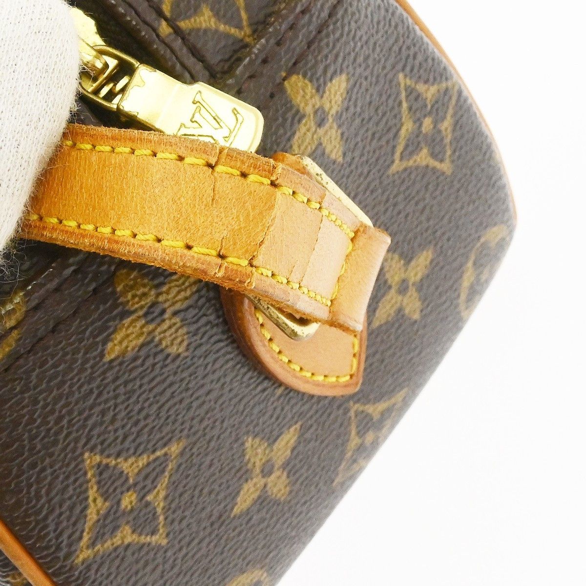 Louis Vuitton Louis Vuitton Blois Handbag Monogram Canvas Size ONE SIZE - 17 Thumbnail