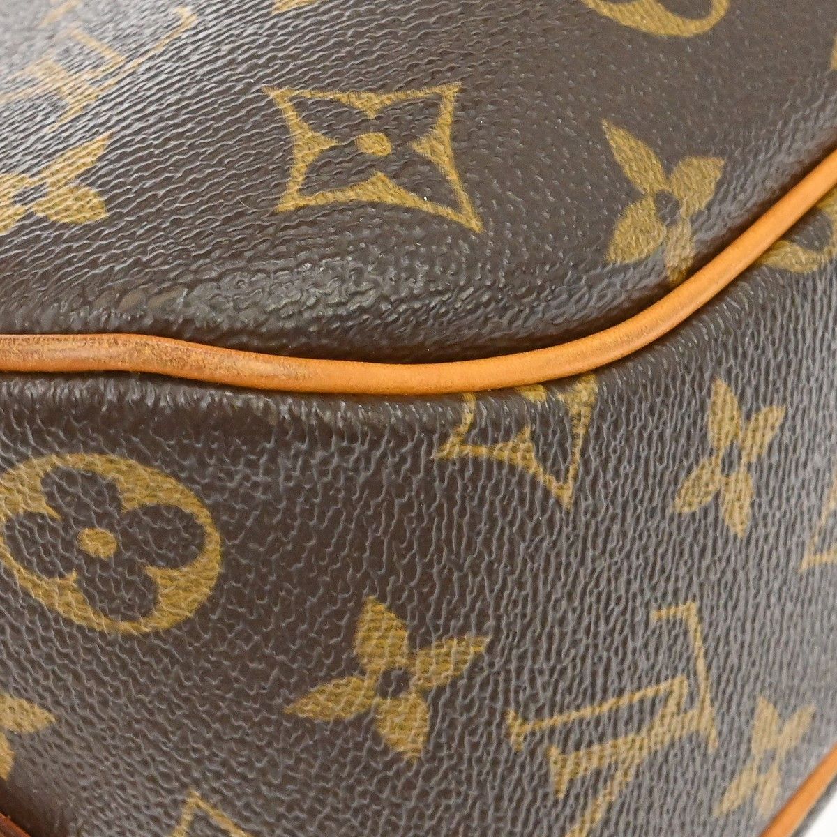 Louis Vuitton Louis Vuitton Blois Handbag Monogram Canvas Size ONE SIZE - 7 Thumbnail