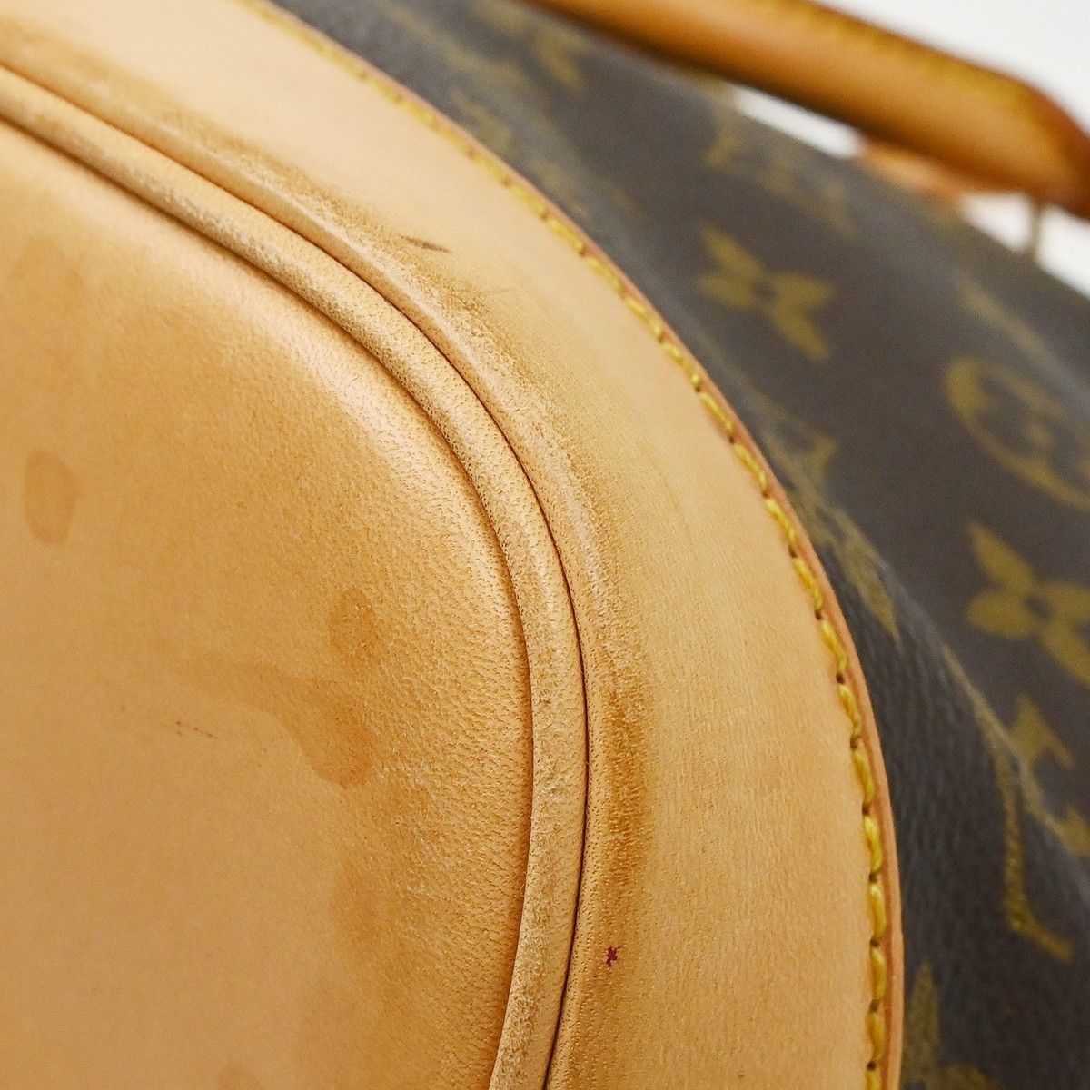 Louis Vuitton Louis Vuitton Alma Handbag Monogram Canvas Size ONE SIZE - 9 Thumbnail