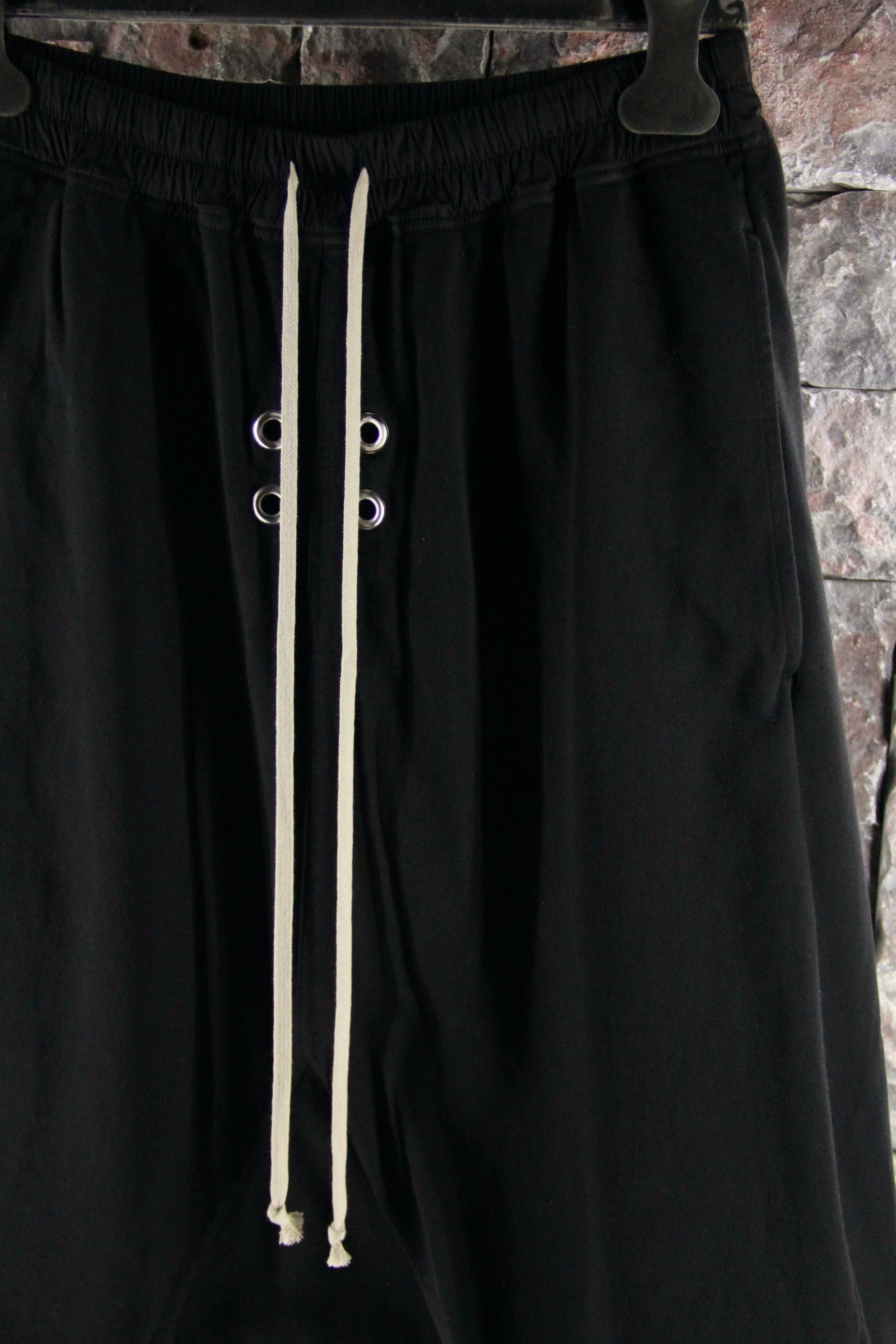 Rick Owens Rick Owens Black Shorts Men 30 Size US 30 / EU 46 - 3 Thumbnail