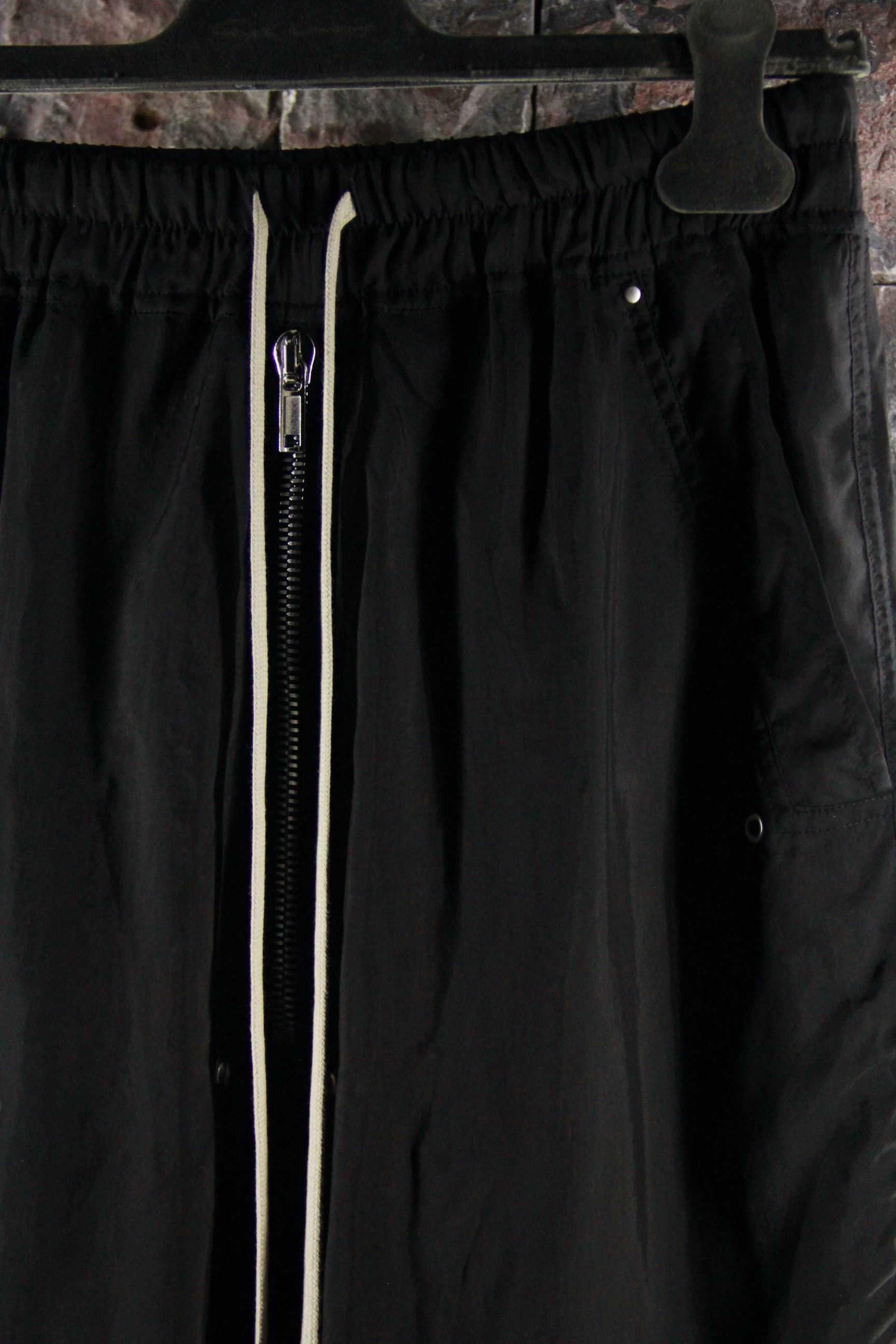 Rick Owens Rick Owens Black Shorts Men 36 Size US 36 / EU 52 - 3 Thumbnail
