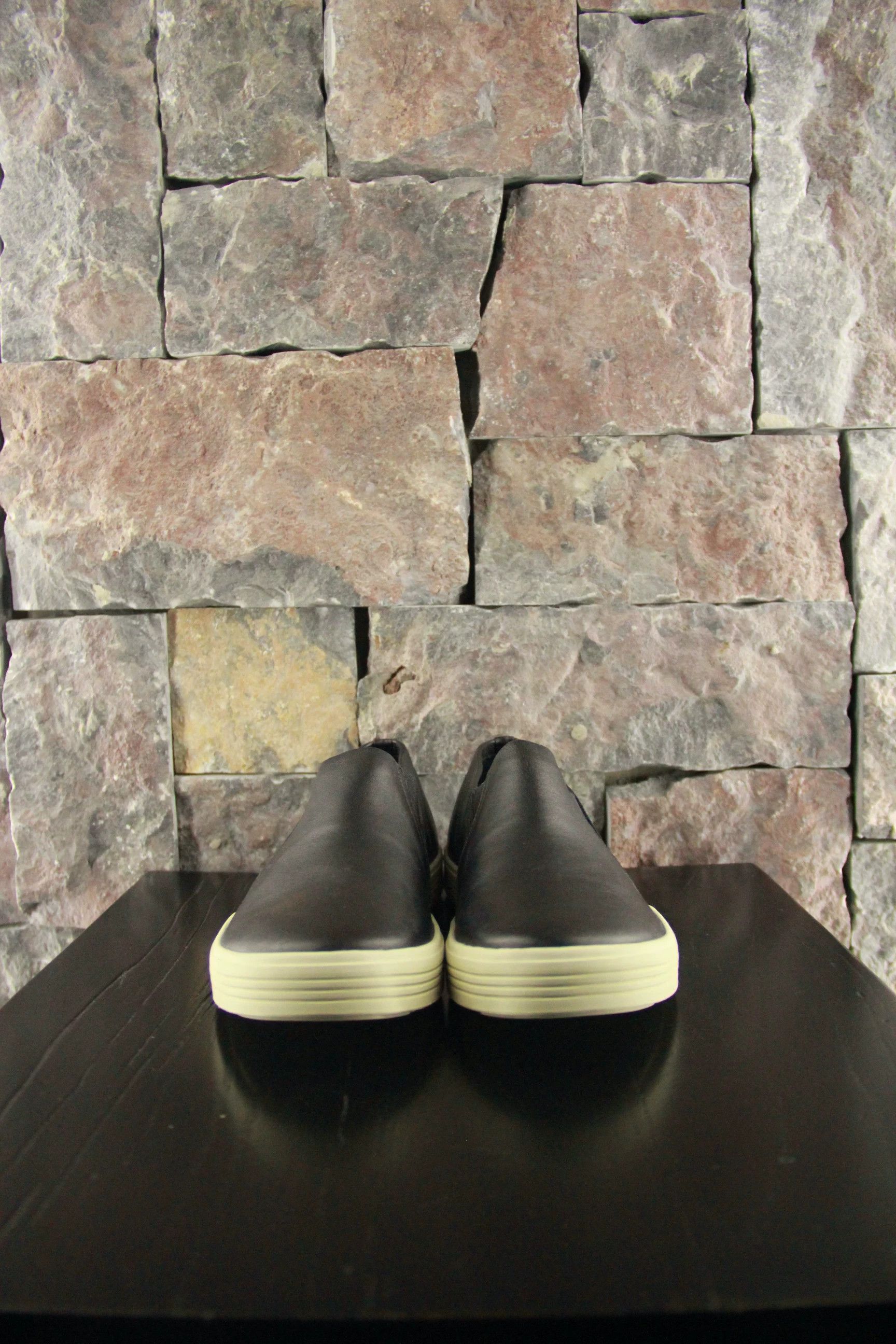 Rick Owens Rick Owens White Slip Ons Men 10 Size US 10 / EU 43 - 3 Thumbnail