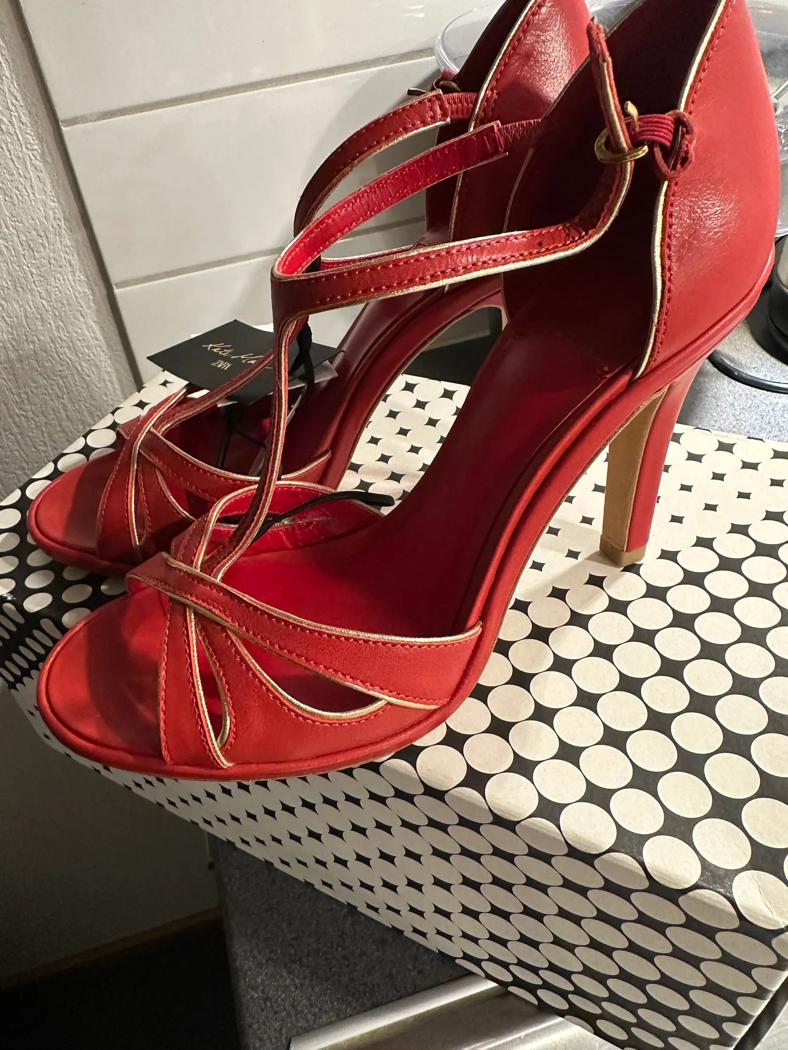 Zara Zara Heels Size US 8 / IT 38 - 4 Thumbnail