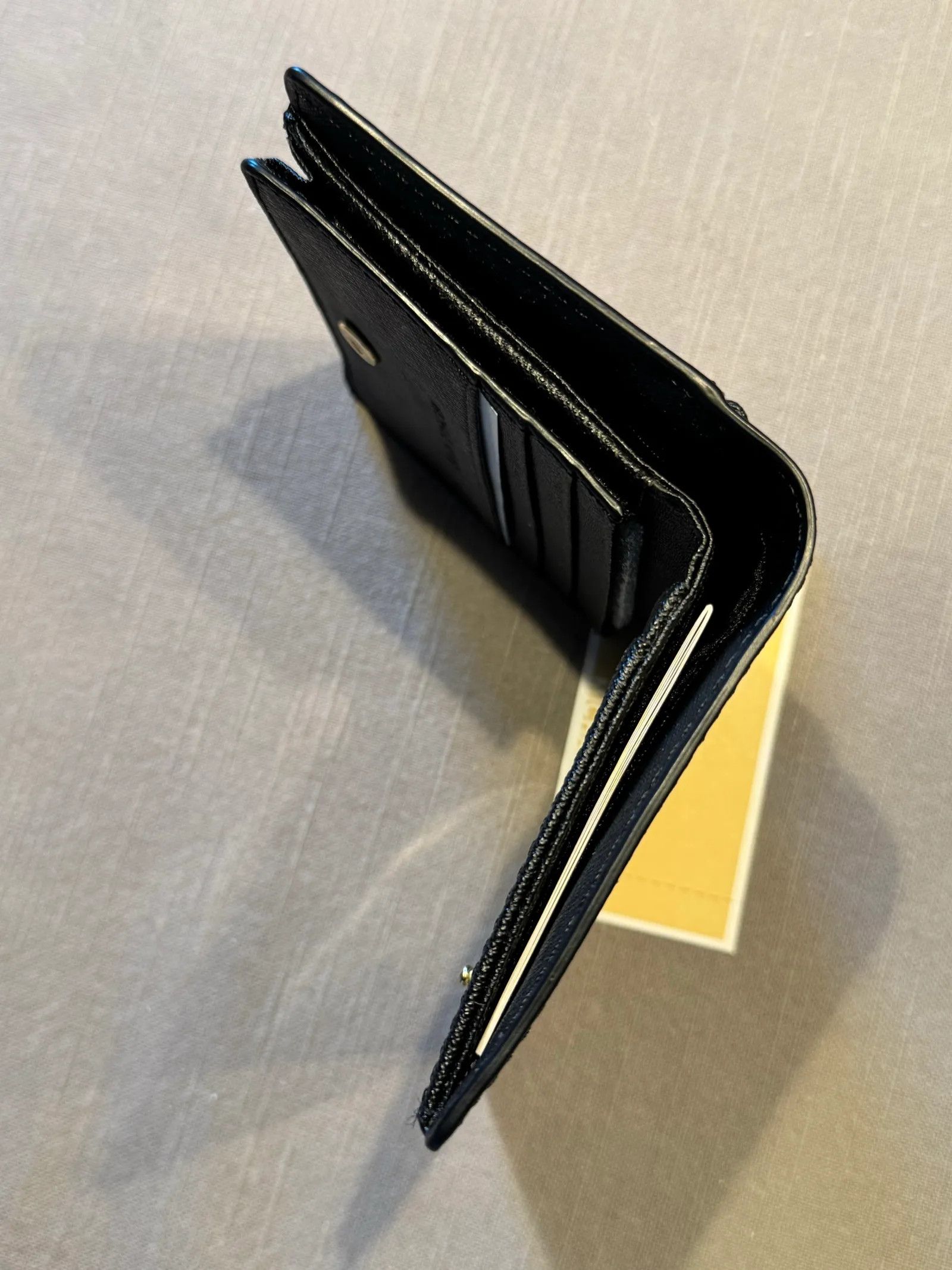 Michael Kors Michael Kors Wallet Size ONE SIZE - 4 Thumbnail
