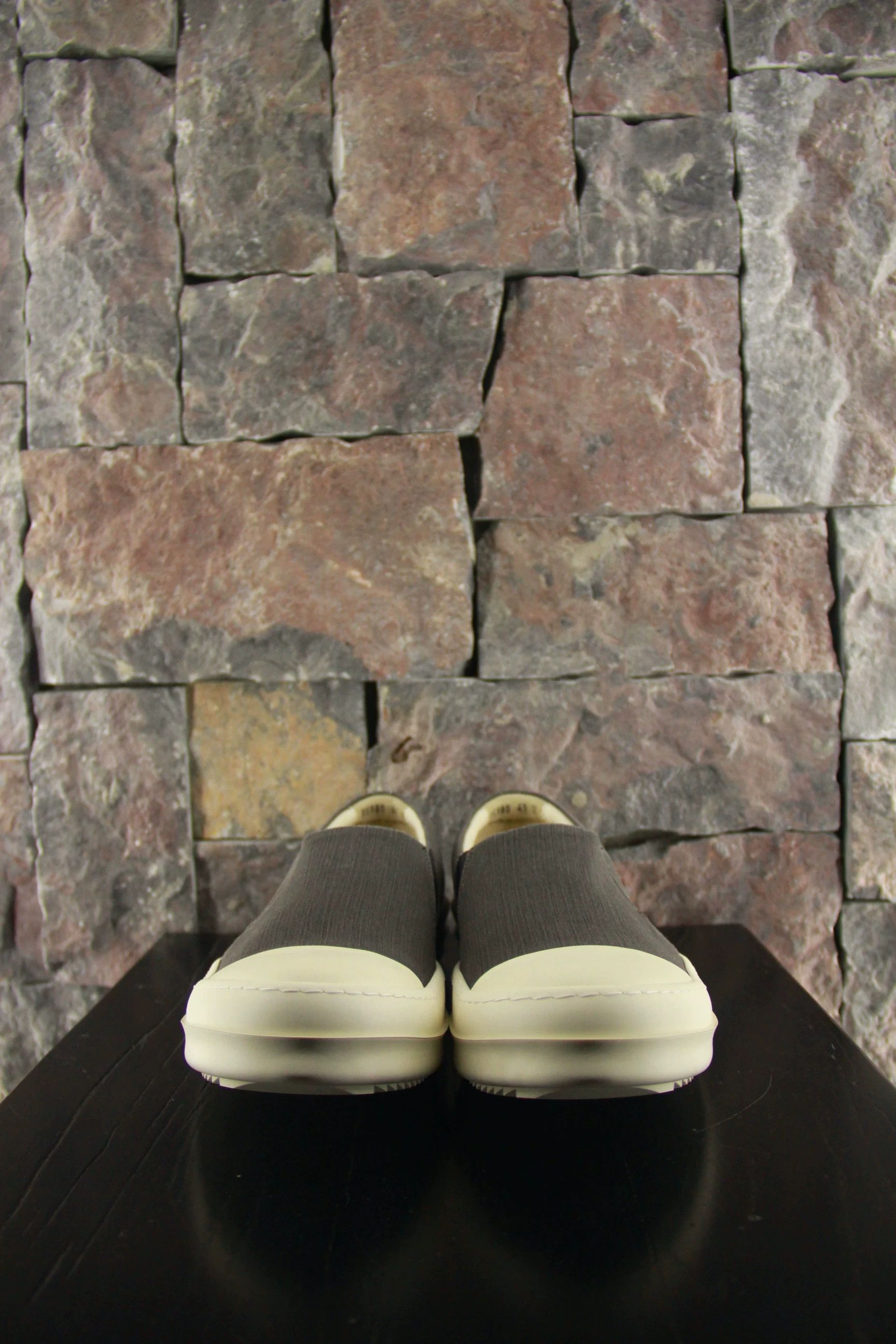 Rick Owens Rick Owens White Slip Ons Men 9 Size US 9 / EU 42 - 3 Thumbnail