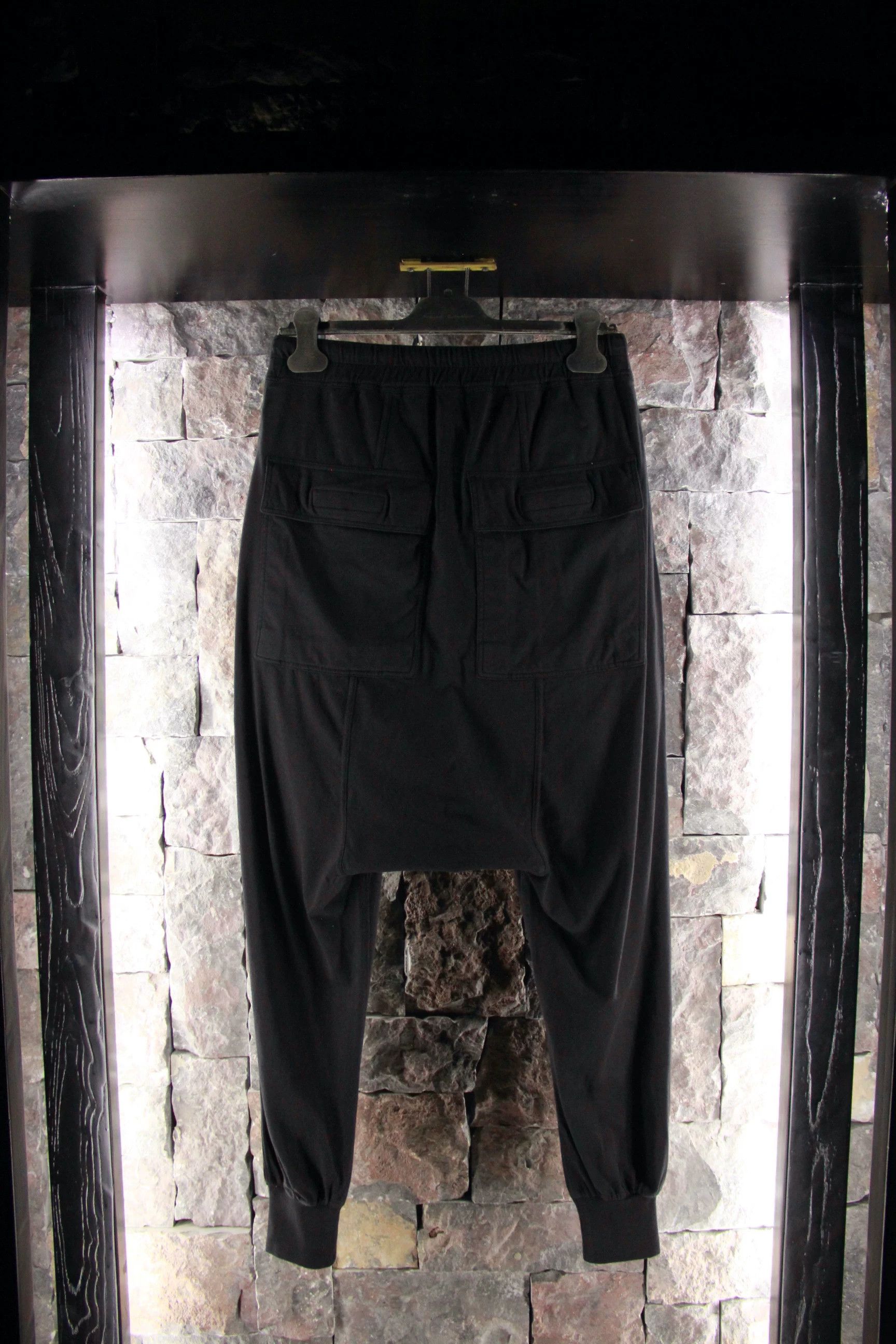 Rick Owens Rick Owens Black Casual Pants Men 32 Size US 32 / EU 48 - 2 Thumbnail