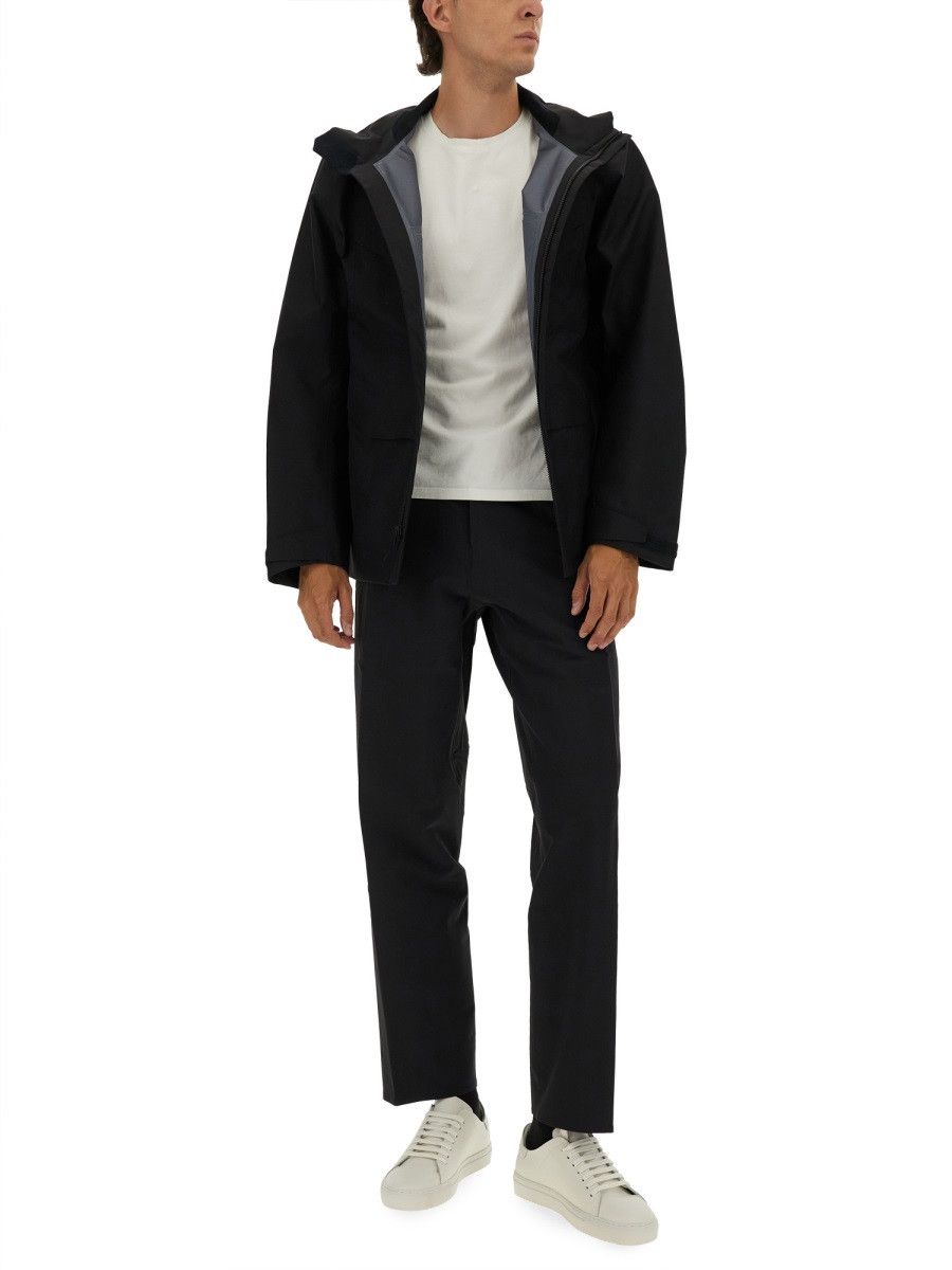 Veilance VEILANCE JACKET WITH FOLDABLE HOOD - BLACK Size US XL / EU 56 / 4 - 2 Thumbnail