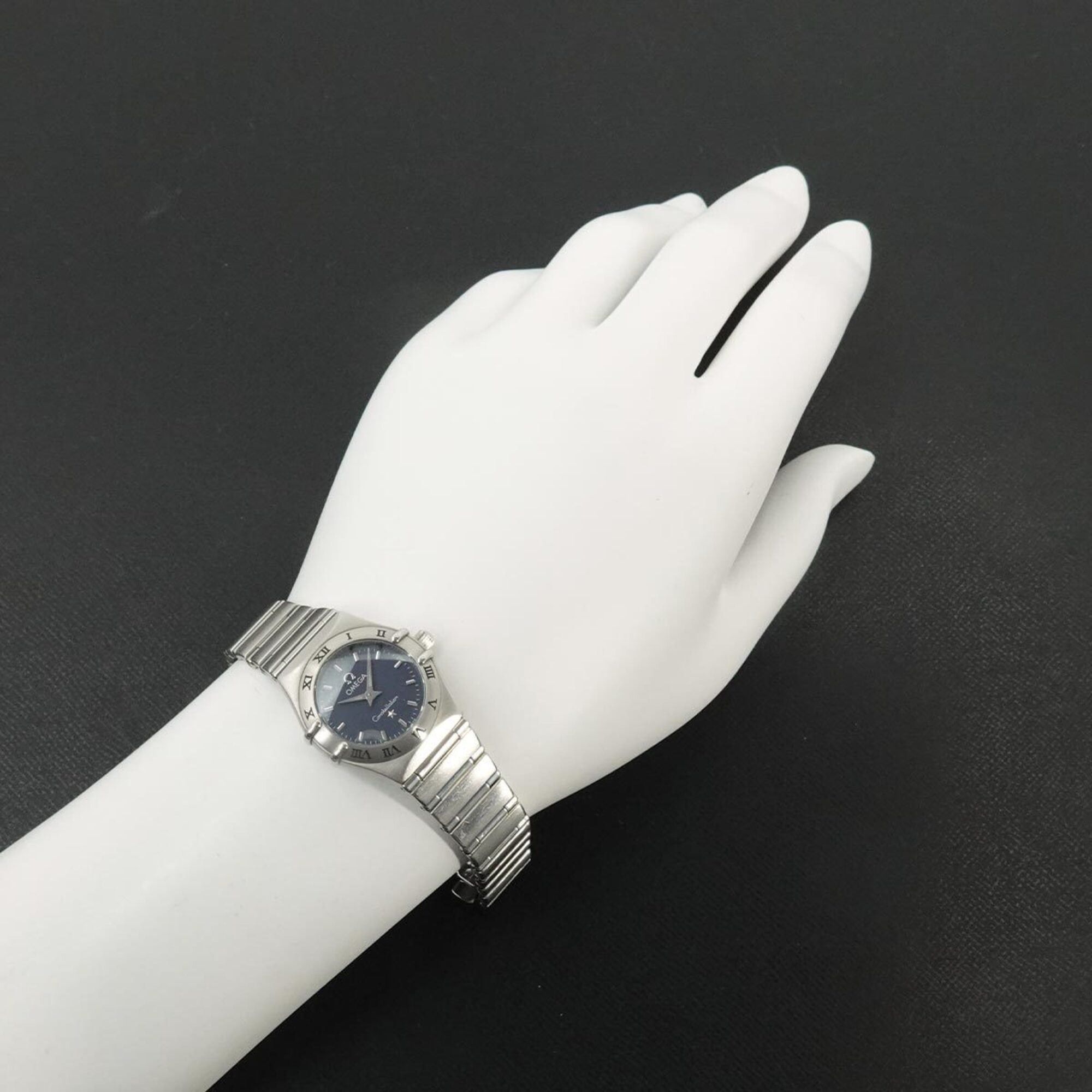 Omega Omega Constellation 1562 40 Women's Watch, Gray, Quartz Watch Size ONE SIZE - 3 Thumbnail