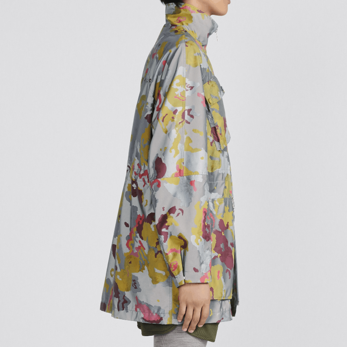 Dior Dior Camouflage Print Jacket Size 52 Size US L / EU 52-54 / 3 - 9 Thumbnail