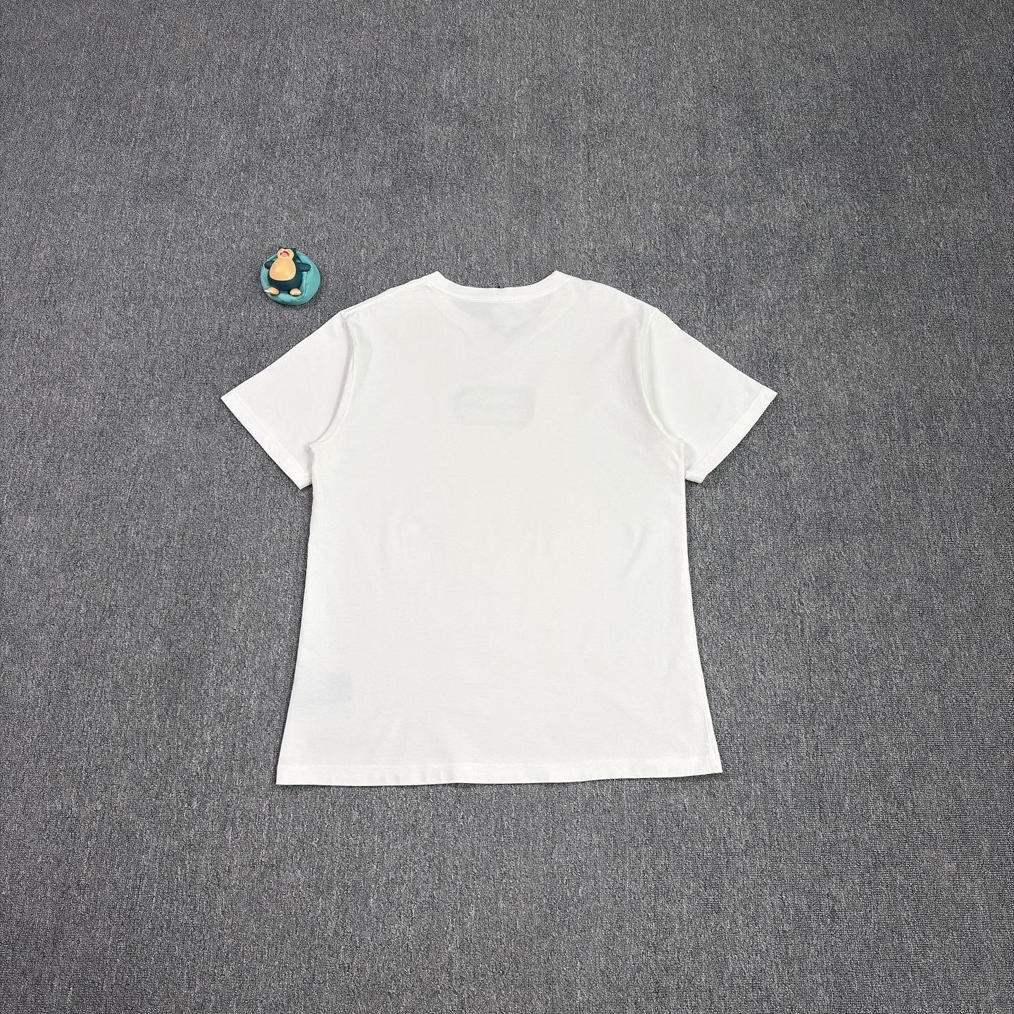 Dior Dior Christian Dior Couture Patch T-Shirt Size L Size US L / EU 52-54 / 3 - 2 Thumbnail