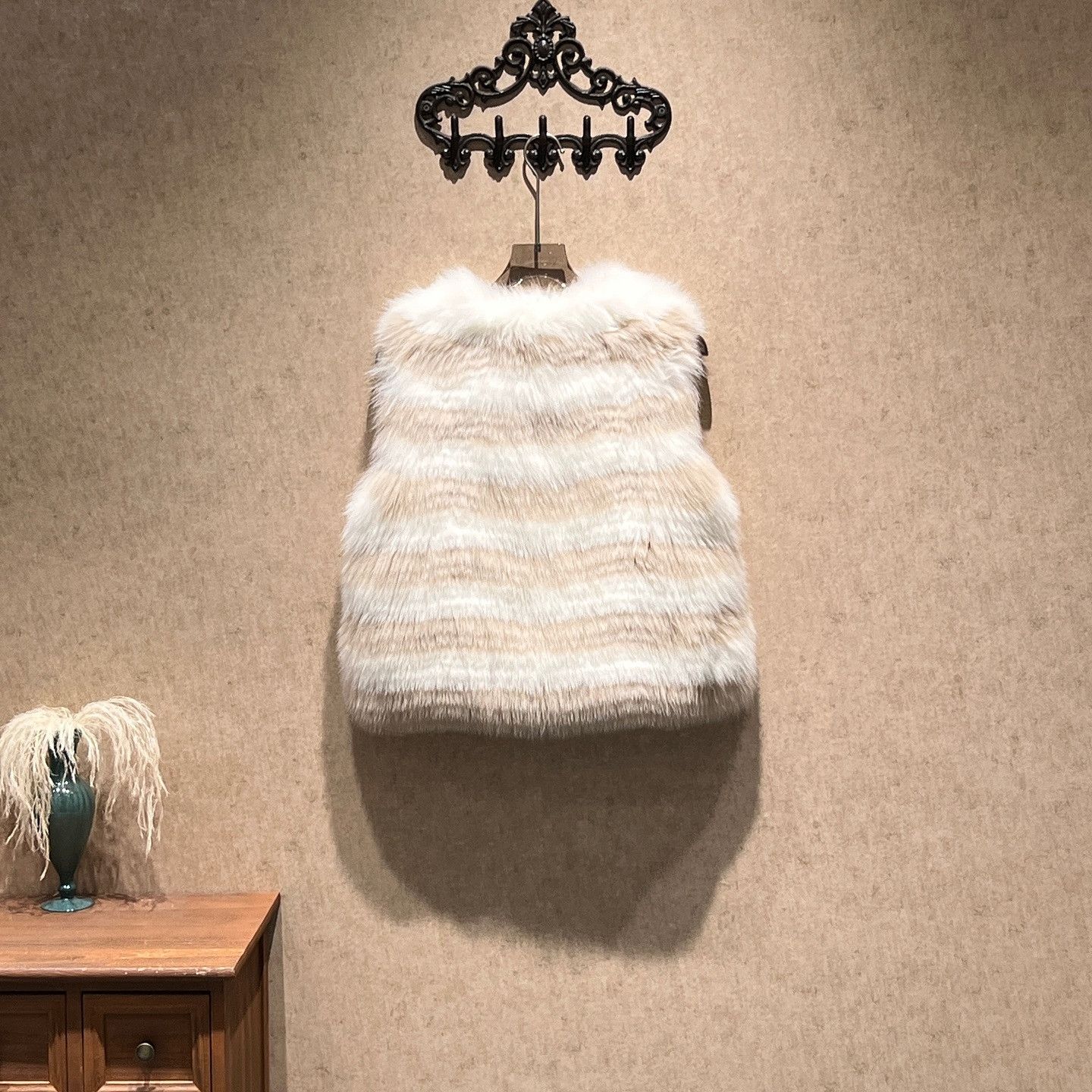 Dior Dior Fox Fur Vest Size 36 Size XS / US 0-2 / IT 36-38 - 2 Thumbnail