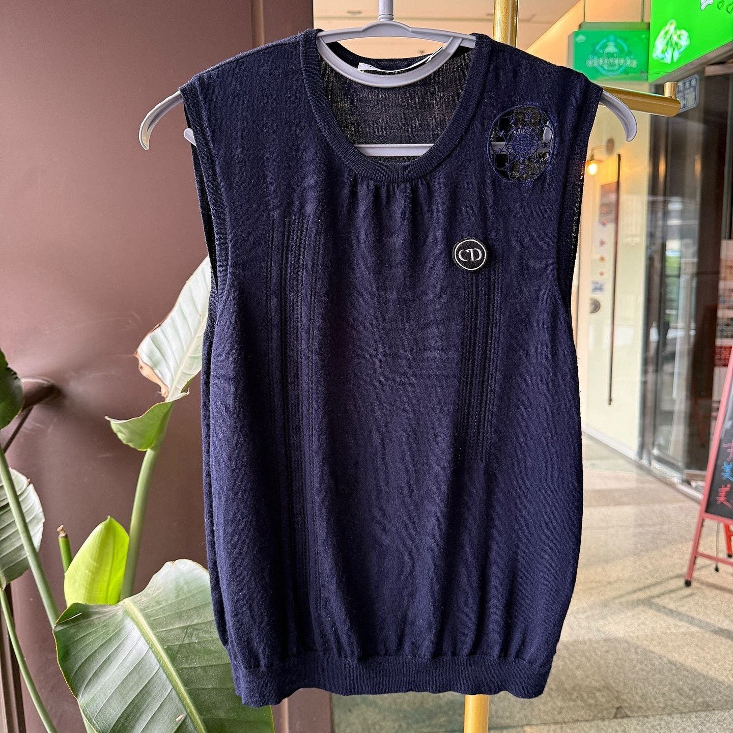 Dior Dior Embroidered Tank Top Size F40 Size M / US 6-8 / IT 42-44 - 8 Thumbnail