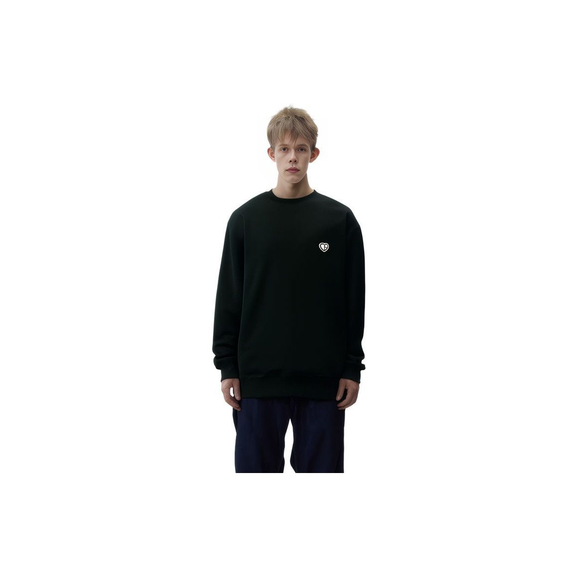 Dior Dior Heart Logo Sweatshirt Size S Size US S / EU 44-46 / 1 - 11 Thumbnail