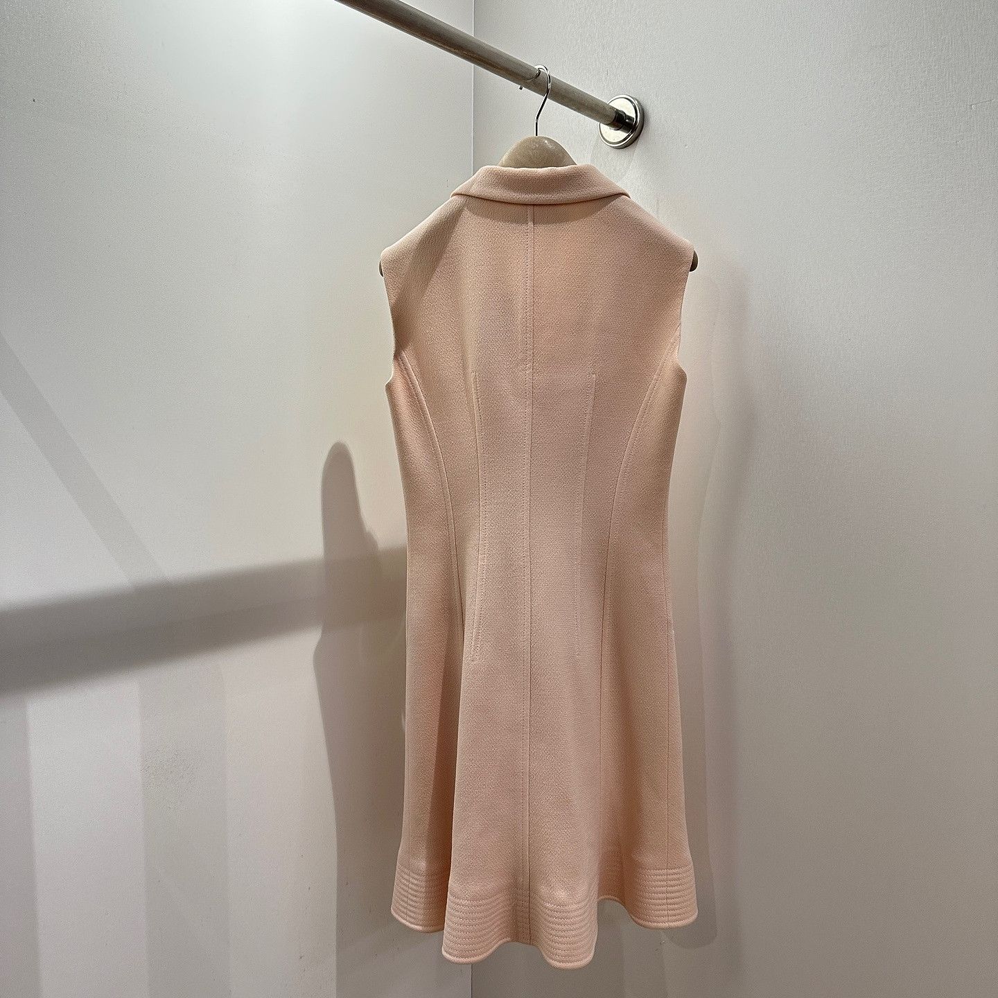 Dior Christian Dior Wool Sleeveless Coat Size 36 Size XS / US 0-2 / IT 36-38 - 2 Thumbnail