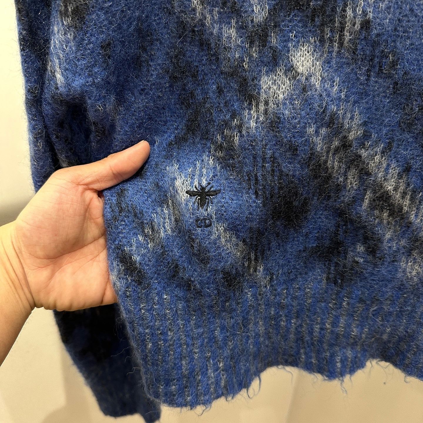 Dior Dior Bee Mohair Plaid Sweater Size 36 Size XS / US 0-2 / IT 36-38 - 6 Thumbnail