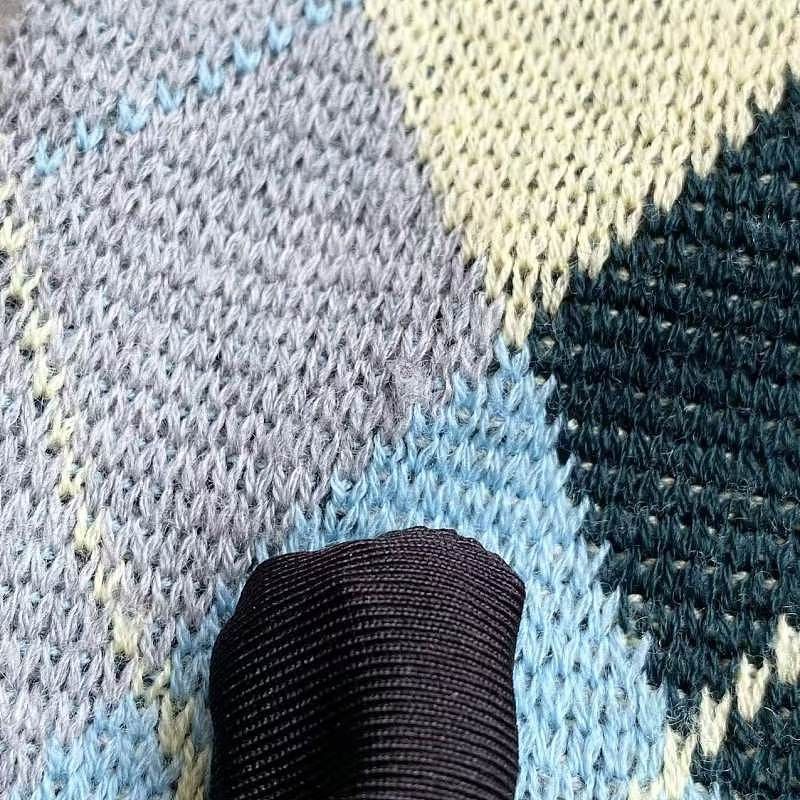 Prada Prada Argyle Knit Button Vest Size 42 Size M / US 6-8 / IT 42-44 - 6 Thumbnail