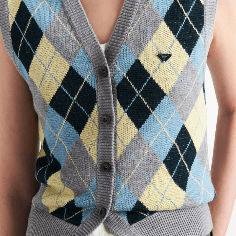 Prada Prada Argyle Knit Button Vest Size 42 Size M / US 6-8 / IT 42-44 - 11 Thumbnail