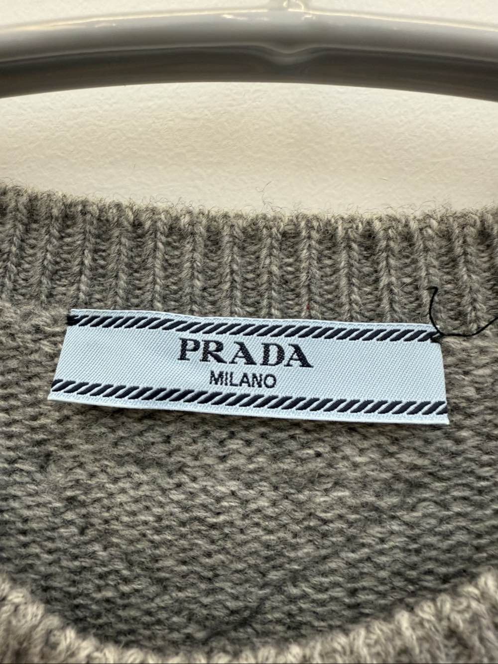 Prada Prada Cashmere Knit Sweater IT 38 Size XS / US 0-2 / IT 36-38 - 3 Thumbnail