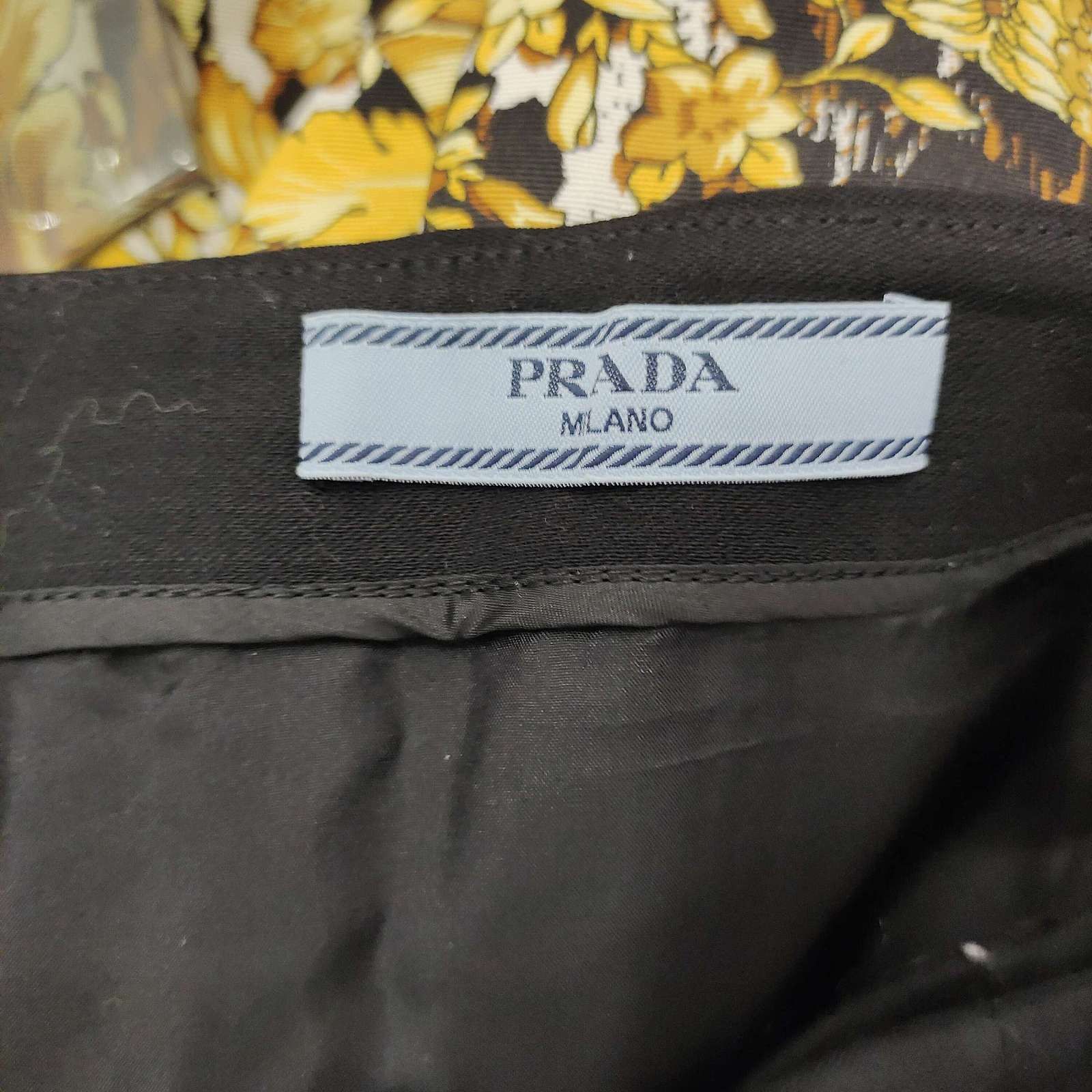 Prada Prada Black Mini Skirt Size 38 Size 26" / US 2 / IT 38 - 3 Thumbnail