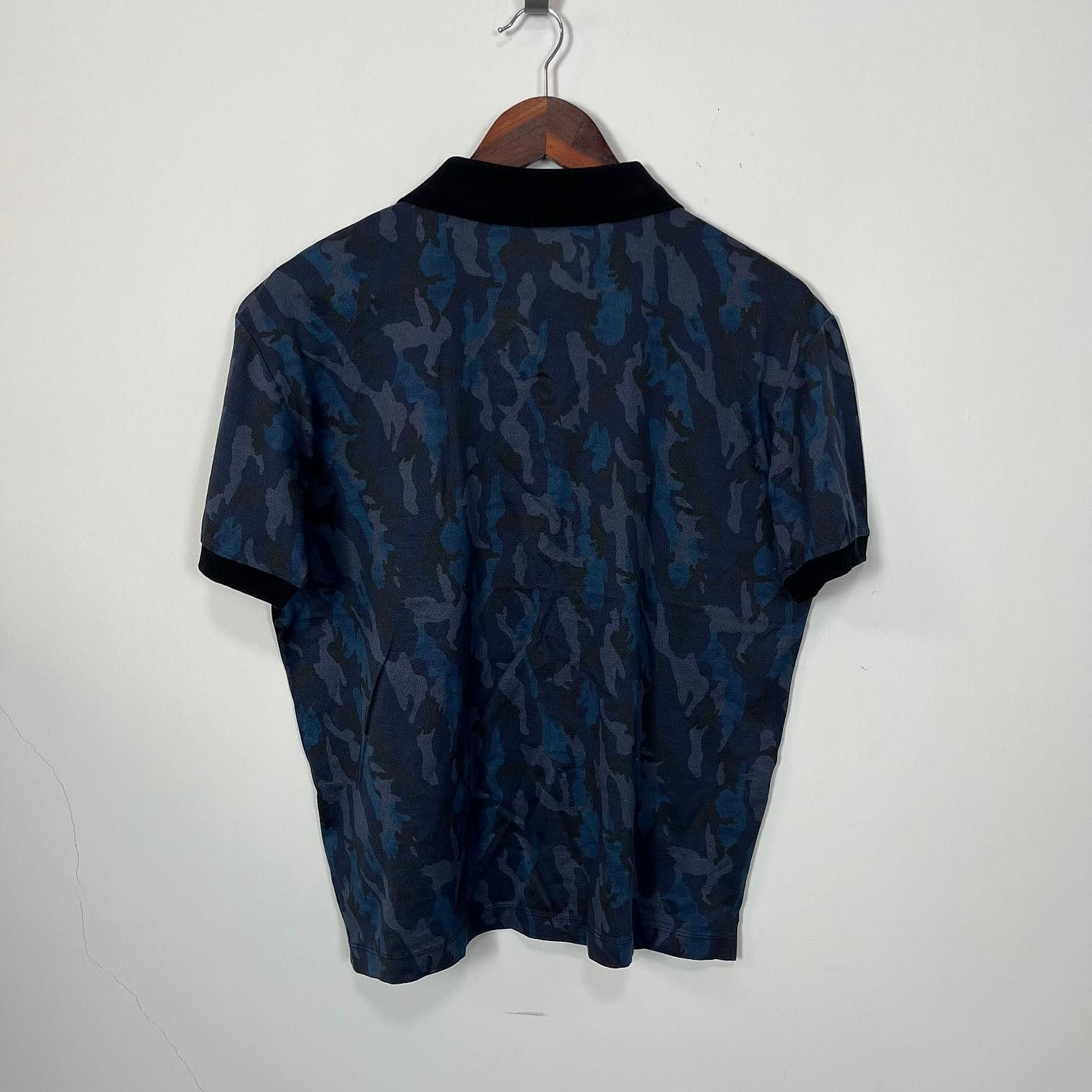 Prada Prada Camo Polo Shirt Size XL Size US XL / EU 56 / 4 - 2 Thumbnail