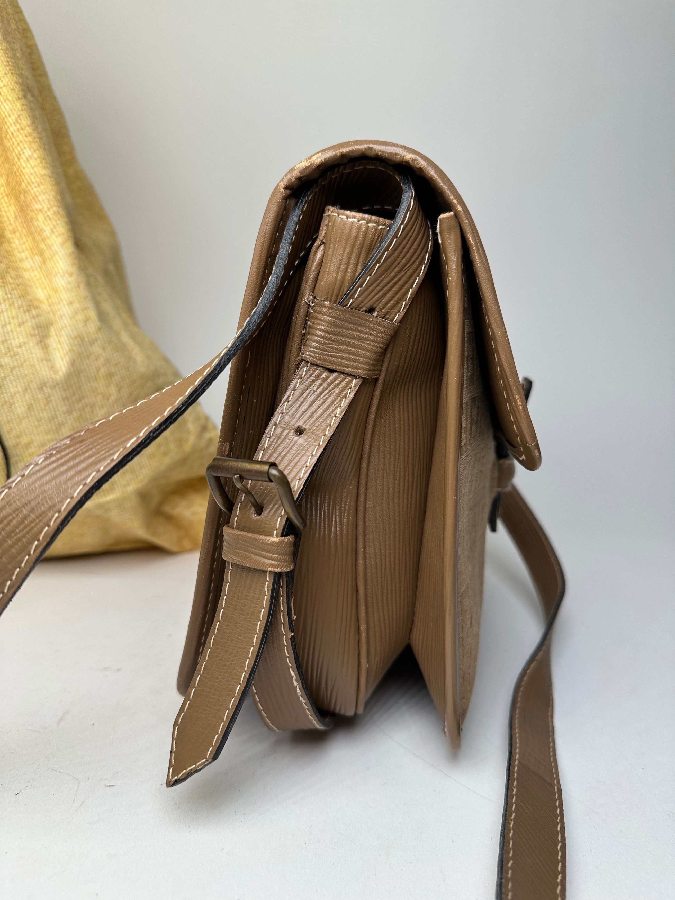 Fendi Vintage FF Monogram Leather Shoulder Bag Brown Size ONE SIZE - 5 Thumbnail