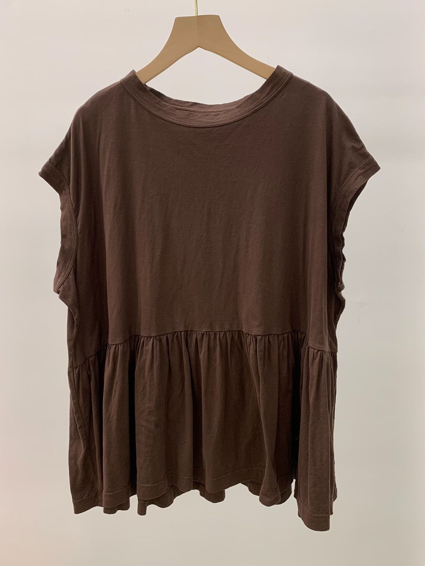 45rpm 45R Sleeveless Ruffled Hem Cotton T-shirt Size M / US 6-8 / IT 42-44 - 2 Thumbnail
