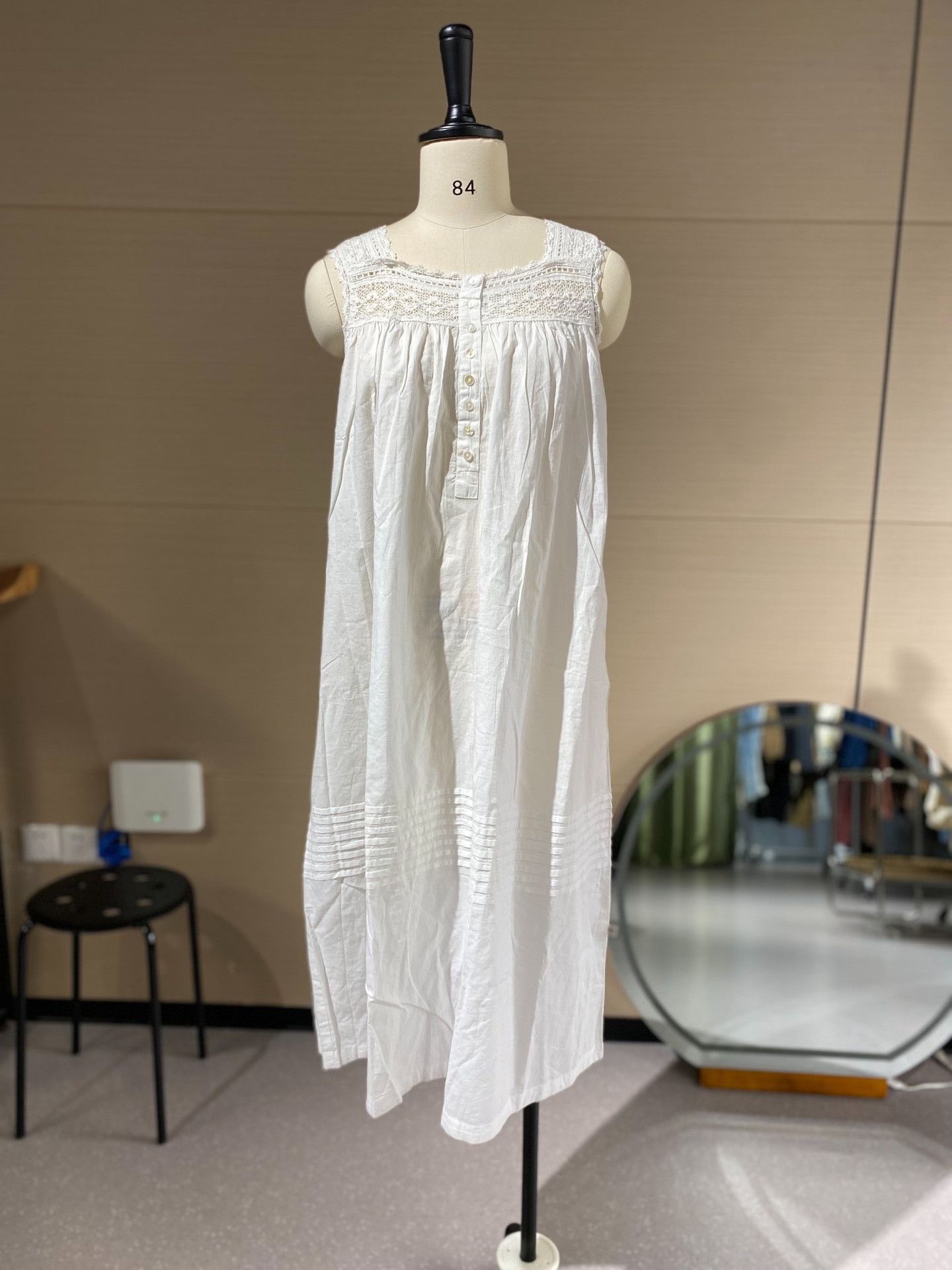 Other Vintage White Cotton Lace Dress Size M / US 6-8 / IT 42-44 - 4 Thumbnail