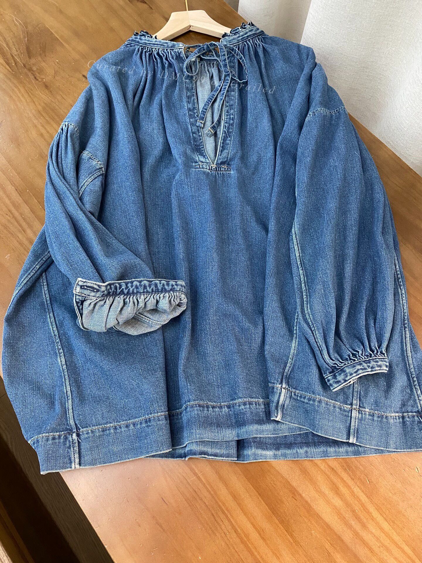 45rpm 45R Ruffled Collar Embroidered Pleated Denim Top Size M / US 6-8 / IT 42-44 - 2 Thumbnail
