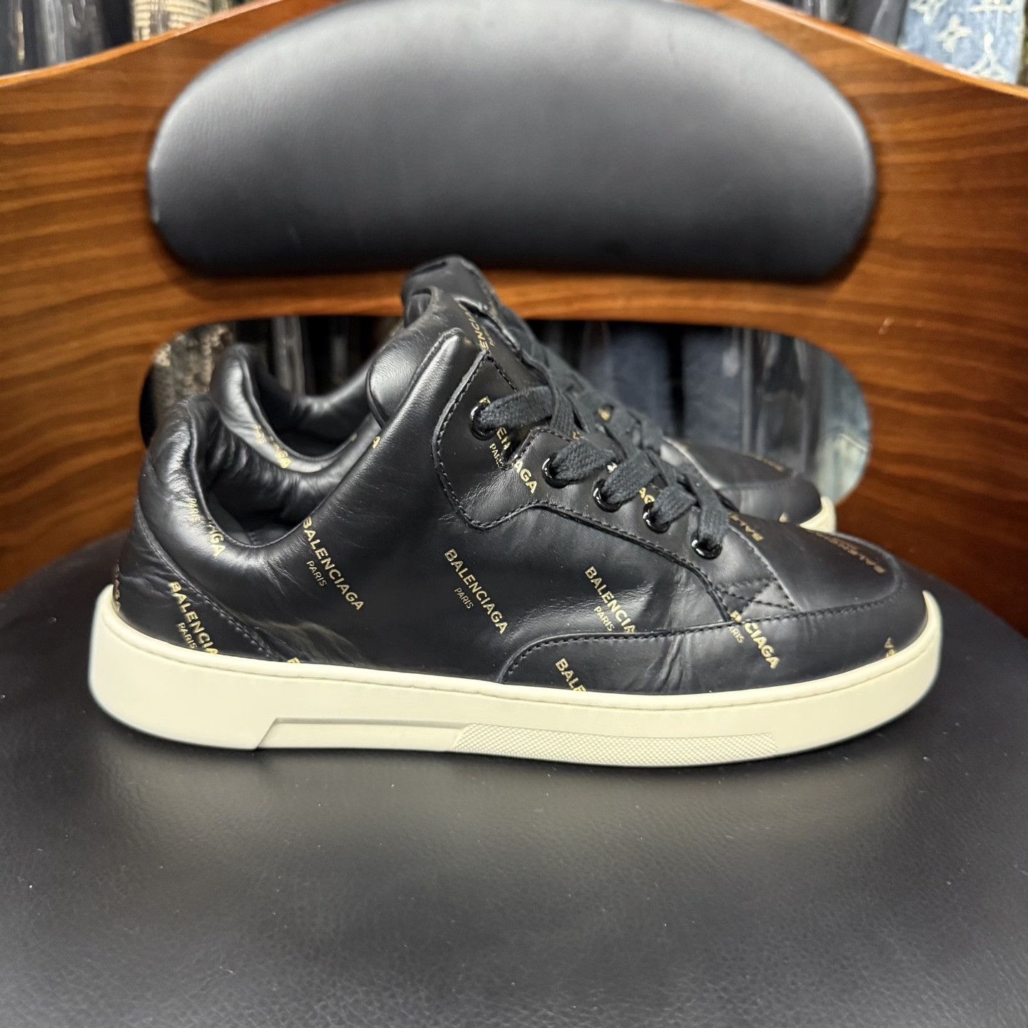 Balenciaga Balenciaga Black White Print Sneakers Size US 5 / IT 35 - 4 Thumbnail