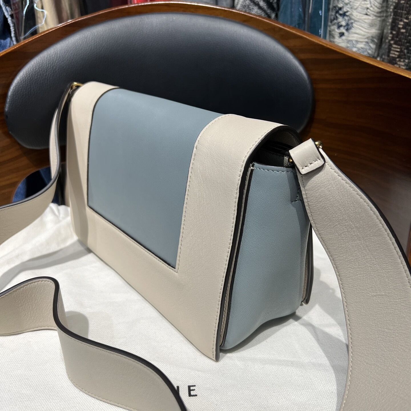 Celine Celine Frame Blue Shoulder Bag Size ONE SIZE - 4 Thumbnail