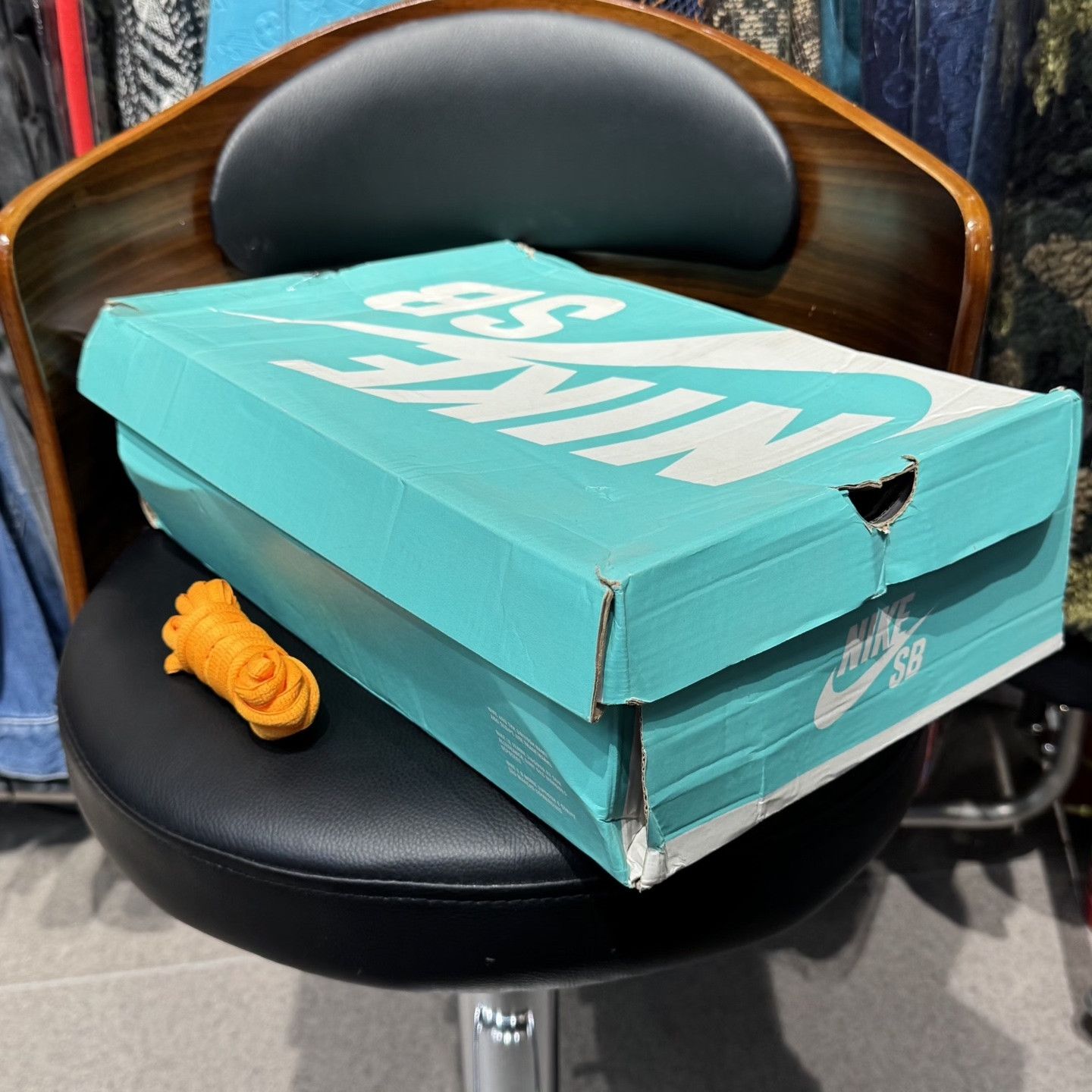 Nike SB Dunk SB Thomas What The Dunk Graffiti Size US 11 / EU 44 - 9 Thumbnail