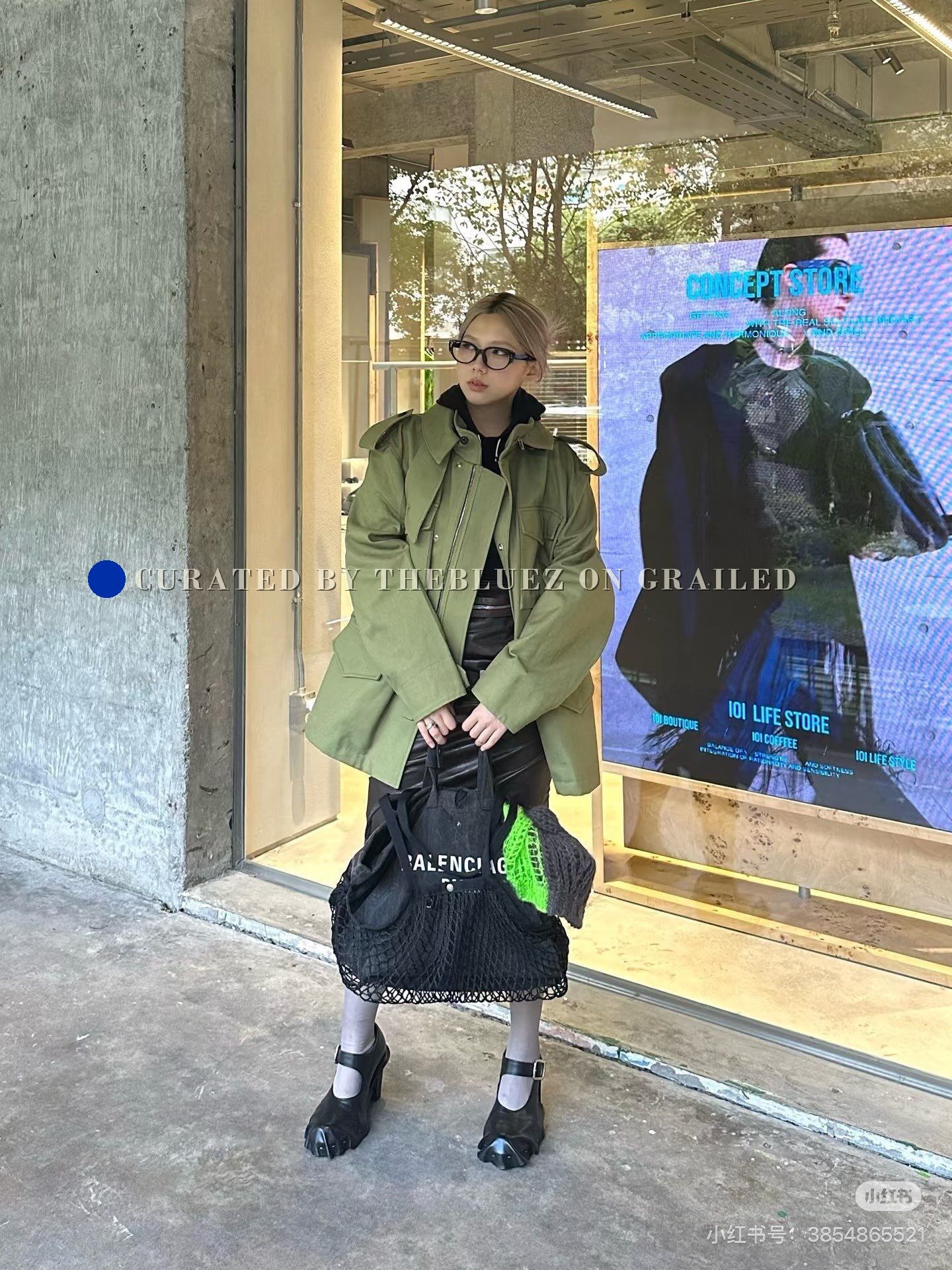 Balenciaga Balenciaga Black Fishnet Large Tote Bag Size ONE SIZE - 6 Thumbnail