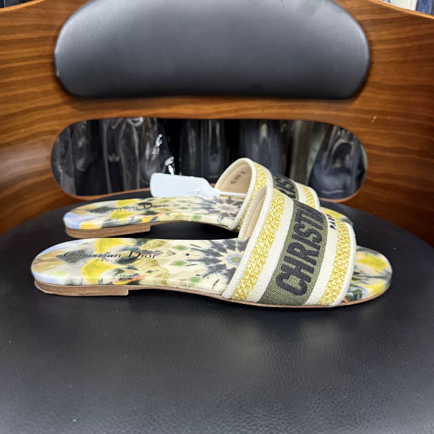 Dior Dior Dway Classic Flat Slippers Size US 7 / IT 37 - 4 Thumbnail
