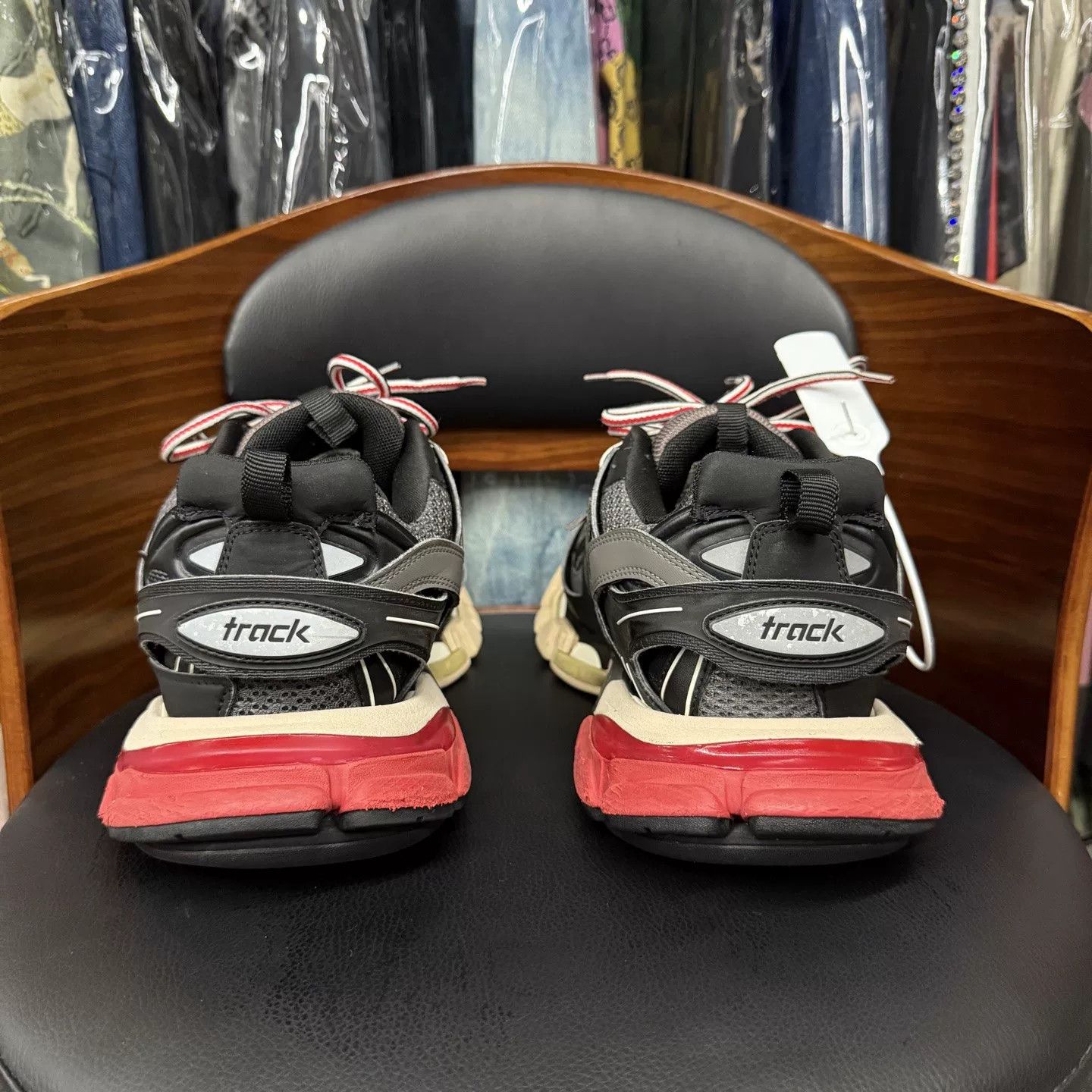 Balenciaga Balenciaga Track Distressed Dad Shoes Size US 8 / EU 41 - 3 Thumbnail