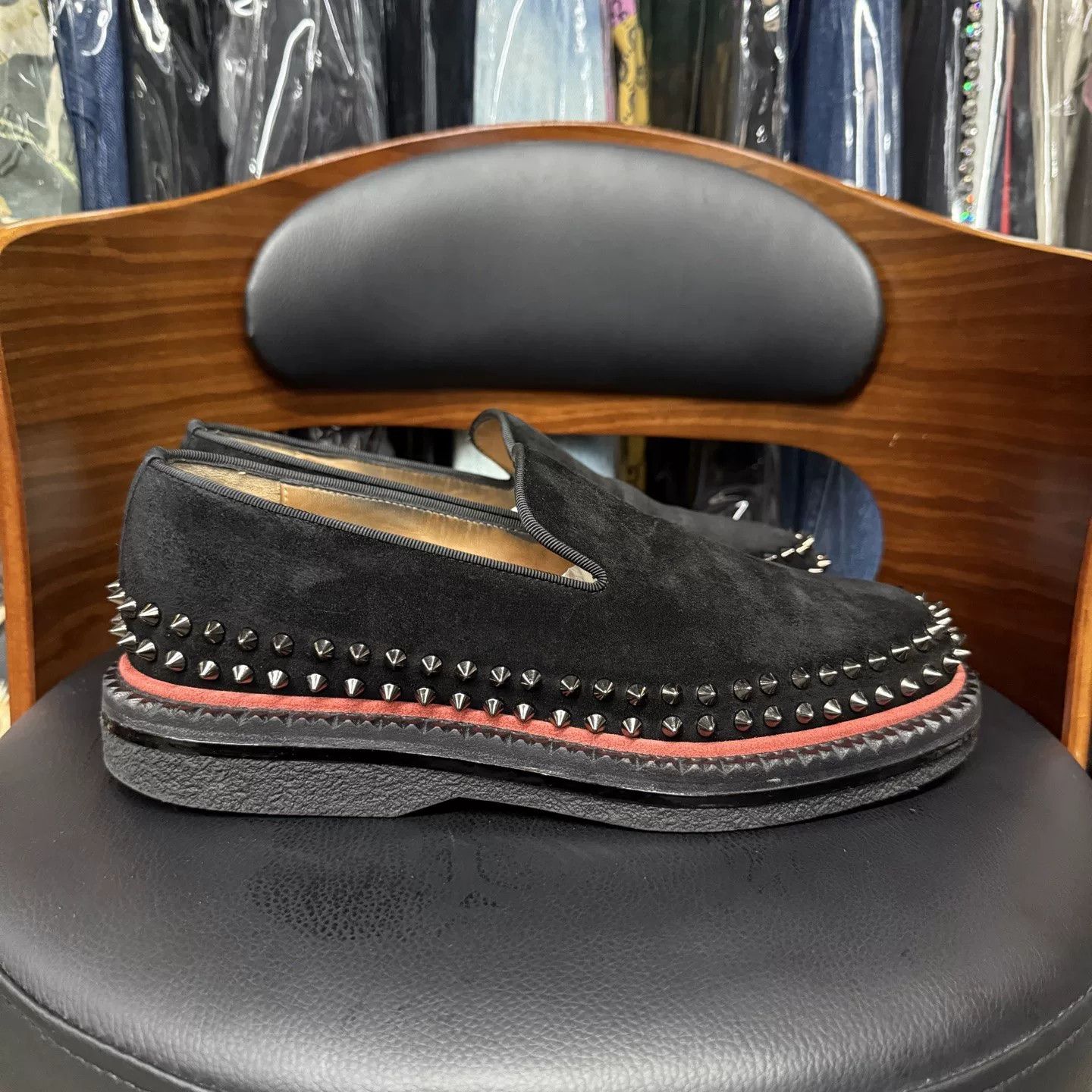Christian Louboutin Christian Louboutin Black Suede Red Sole Shoes Size US 9 / IT 39 - 4 Thumbnail