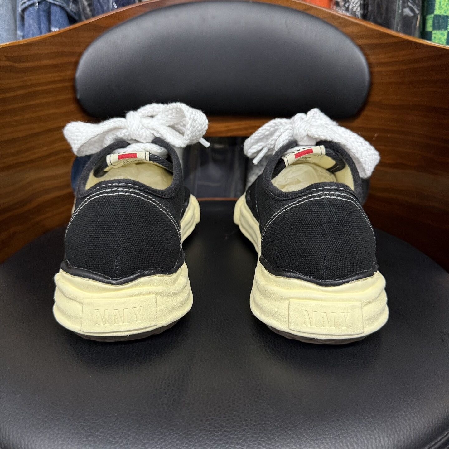 Maison MIHARA YASUHIRO Mihara Yasuhiro MMY Black Distressed Vulcanized Shoes Size US 5 / EU 37 - 3 Thumbnail